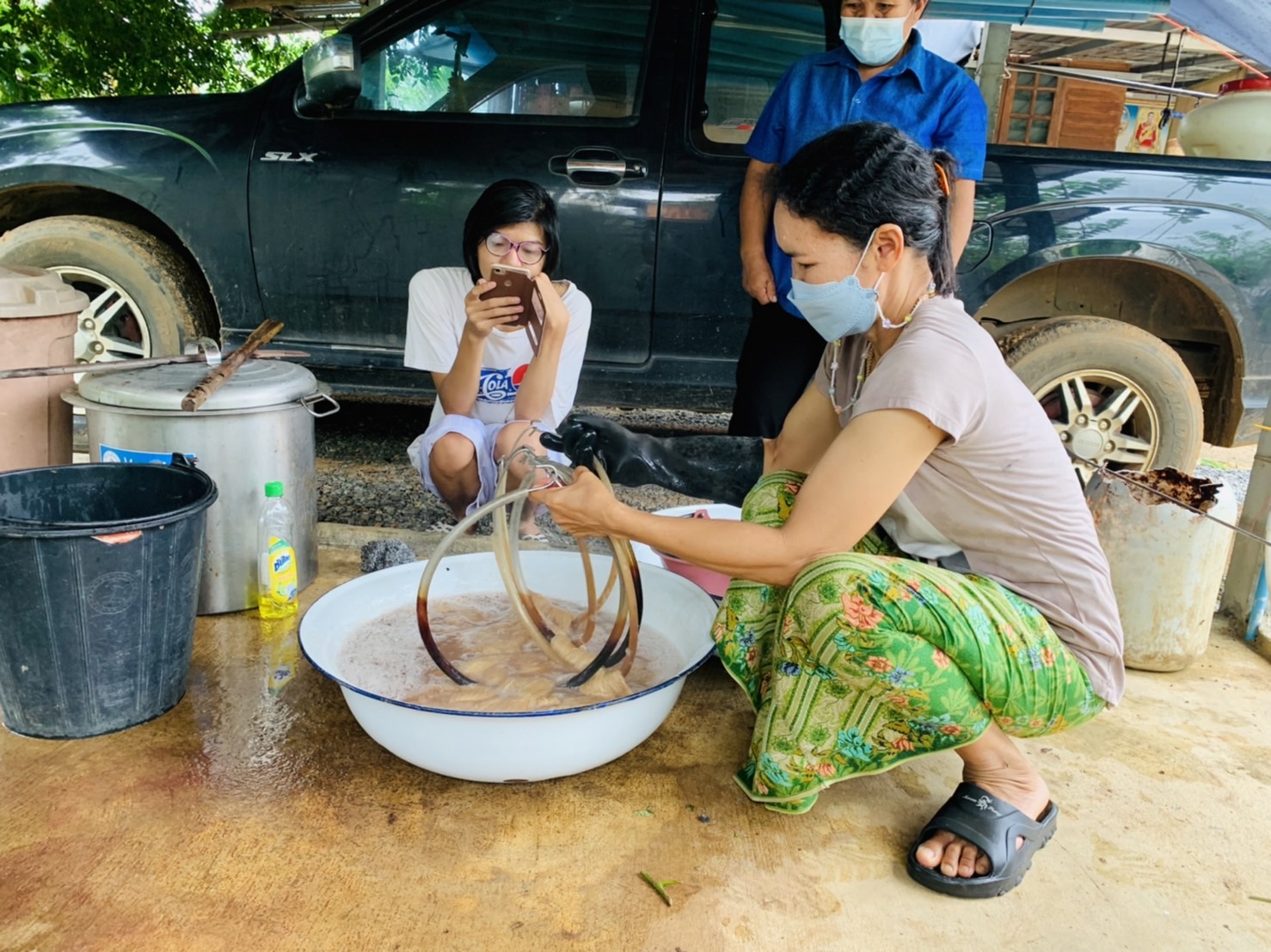 ???130 ปี กระทรวงมหาดไทย ? ฉะเชิงเทรา :แม่น้ำบางปะกงแหล่งชีวิต พระศักดิ์สิทธิ์หลวงพ่อโสธร พระยาศรีสุนทรปราชญ์ภาษาไทย อ่างฤาไนป่าสมบูรณ์ ? ?  ?ติดตามความก้าวหน้าและให้กำลังใจกับกลุ่มทอผ้าประกวดผ้าขิดลายนารีรัตนราชกัญญา