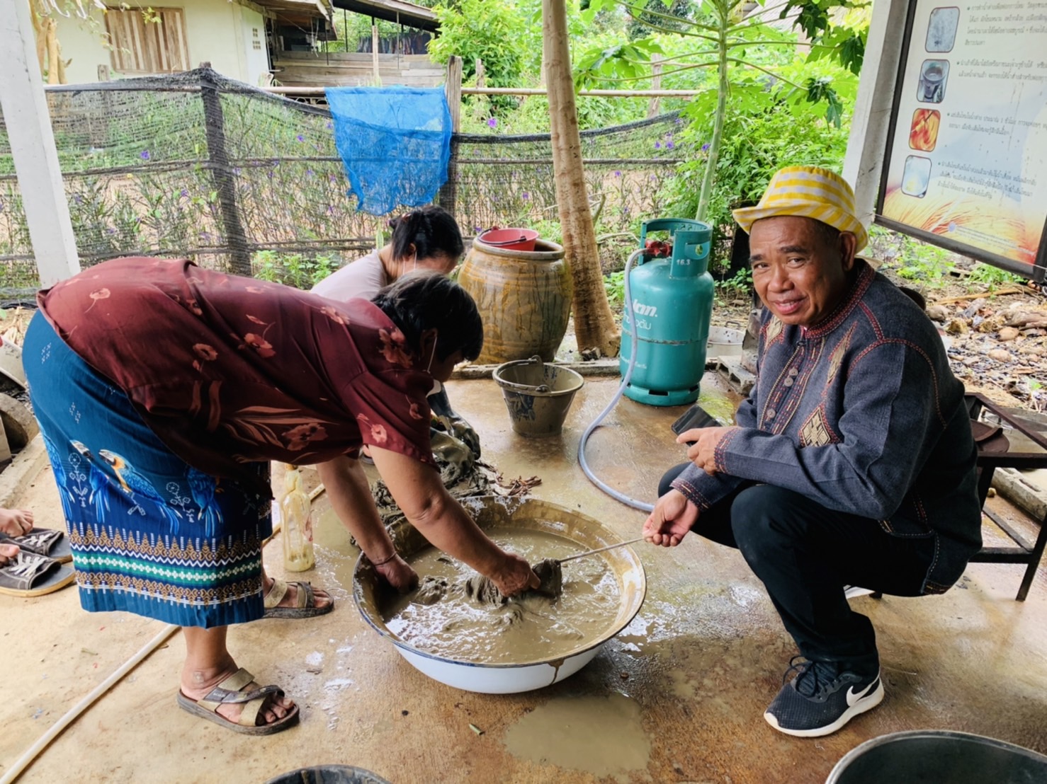 ???130 ปี กระทรวงมหาดไทย ? ฉะเชิงเทรา :แม่น้ำบางปะกงแหล่งชีวิต พระศักดิ์สิทธิ์หลวงพ่อโสธร พระยาศรีสุนทรปราชญ์ภาษาไทย อ่างฤาไนป่าสมบูรณ์ ? ?  ?ติดตามความก้าวหน้าและให้กำลังใจกับกลุ่มทอผ้าประกวดผ้าขิดลายนารีรัตนราชกัญญา