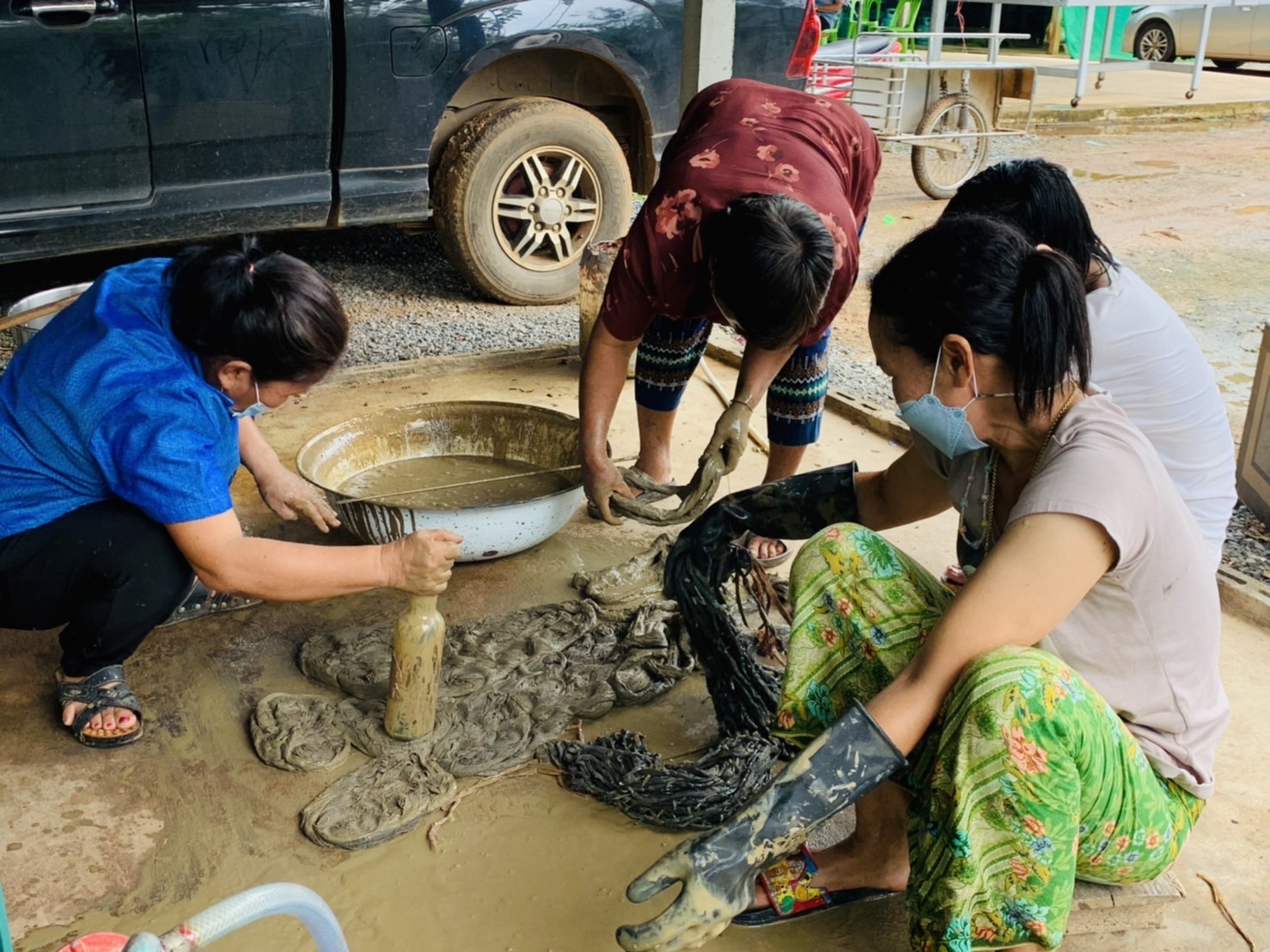 ???130 ปี กระทรวงมหาดไทย ? ฉะเชิงเทรา :แม่น้ำบางปะกงแหล่งชีวิต พระศักดิ์สิทธิ์หลวงพ่อโสธร พระยาศรีสุนทรปราชญ์ภาษาไทย อ่างฤาไนป่าสมบูรณ์ ? ?  ?ติดตามความก้าวหน้าและให้กำลังใจกับกลุ่มทอผ้าประกวดผ้าขิดลายนารีรัตนราชกัญญา