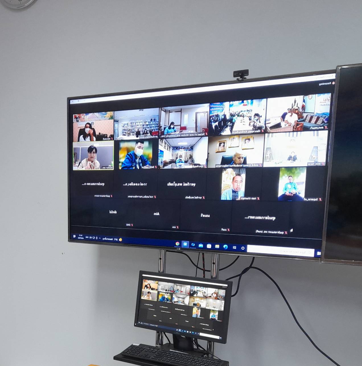 ???130 ปี กระทรวงมหาดไทย ? ฉะเชิงเทรา :แม่น้ำบางปะกงแหล่งชีวิต พระศักดิ์สิทธิ์หลวงพ่อโสธร พระยาศรีสุนทรปราชญ์ภาษาไทย เขาอ่างฤาไนป่าสมบูรณ์ ? ? ???พช.ฉะเชิงเทรา ร่วมประชุมคณะทำงานสนับสนุนการขับเคลื่อนการดำเนินงานการแก้ไขปัญหาช้างป่าพื้นที่รอยต่อ 5 จังหวัดภาคตะวันออก ทั้งในส่วนกลางและส่วนภูมิภาค