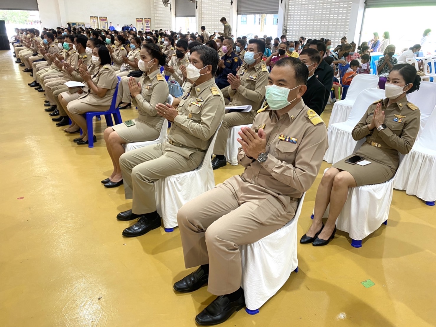 ???‍?‍?‍?ผู้ว่าราชการจังหวัดฉะเชิงเทรา มอบทุนกองทุนพัฒนาเด็กชนบทในพระราชูปถัมภ์สมเด็จพระเทพรัตนราชสุดาฯ สยามบรมราชกุมารี แก่เด็กยากจนและด้อยโอกาส