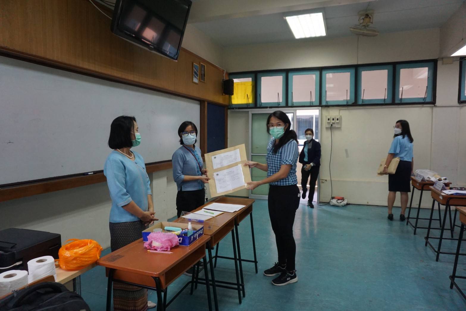 ???130 ปี กระทรวงมหาดไทย ? ฉะเชิงเทรา :แม่น้ำบางปะกงแหล่งชีวิต พระศักดิ์สิทธิ์หลวงพ่อโสธร พระยาศรีสุนทรปราชญ์ภาษาไทย เขาอ่างฤาไนป่าสมบูรณ์ ? ? พช. ฉะเชิงเทรา ดำเนินการสอบคัดเลือกบุคคลเพื่อแต่งตั้งเป็นอาสาพัฒนา (อสพ.) รุ่นที่ 74