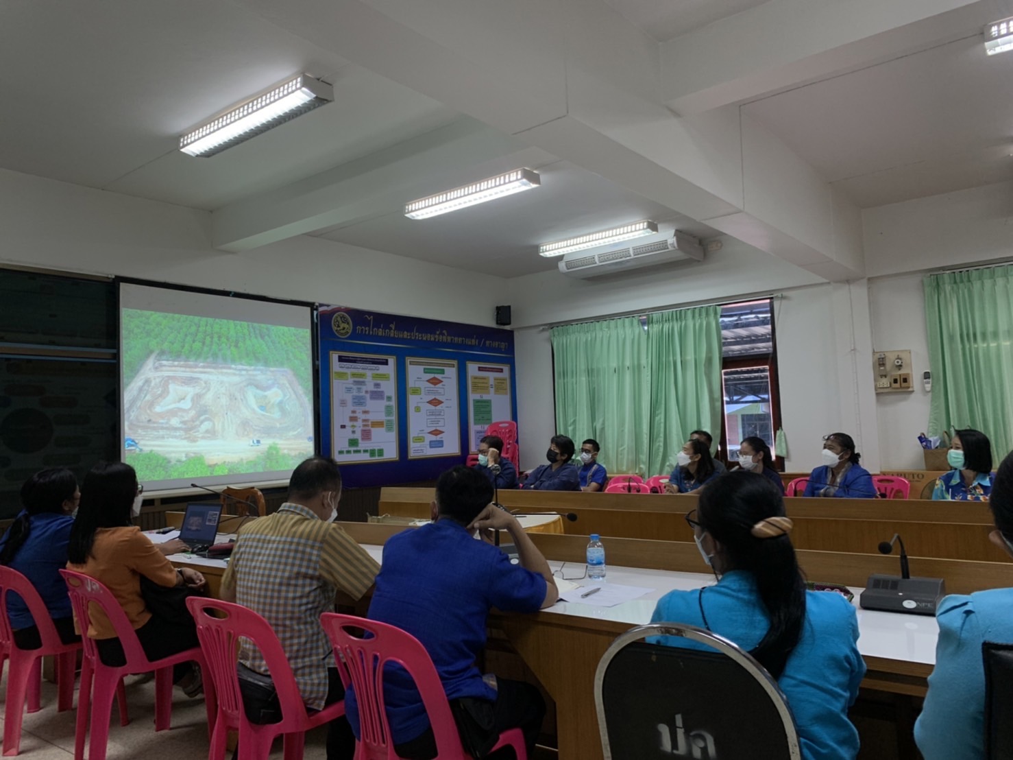 ???130 ปี กระทรวงมหาดไทย ? ฉะเชิงเทรา :แม่น้ำบางปะกงแหล่งชีวิต พระศักดิ์สิทธิ์หลวงพ่อโสธร พระยาศรีสุนทรปราชญ์ภาษาไทย เขาอ่างฤาไนป่าสมบูรณ์ ? ? ???พช. ฉะเชิงเทรา ประชุมนิเทศ ติดตาม ส่งเสริม และสนับสนุน งานพัฒนาชุมชน 2565 : กลุ่มโซนอ่างฤาไน ?