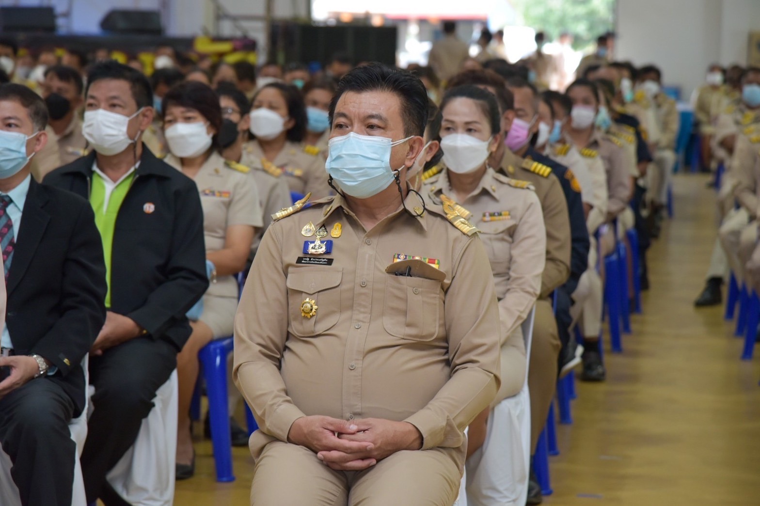 ???‍?‍?‍?ผู้ว่าราชการจังหวัดฉะเชิงเทรา มอบทุนกองทุนพัฒนาเด็กชนบทในพระราชูปถัมภ์สมเด็จพระเทพรัตนราชสุดาฯ สยามบรมราชกุมารี แก่เด็กยากจนและด้อยโอกาส