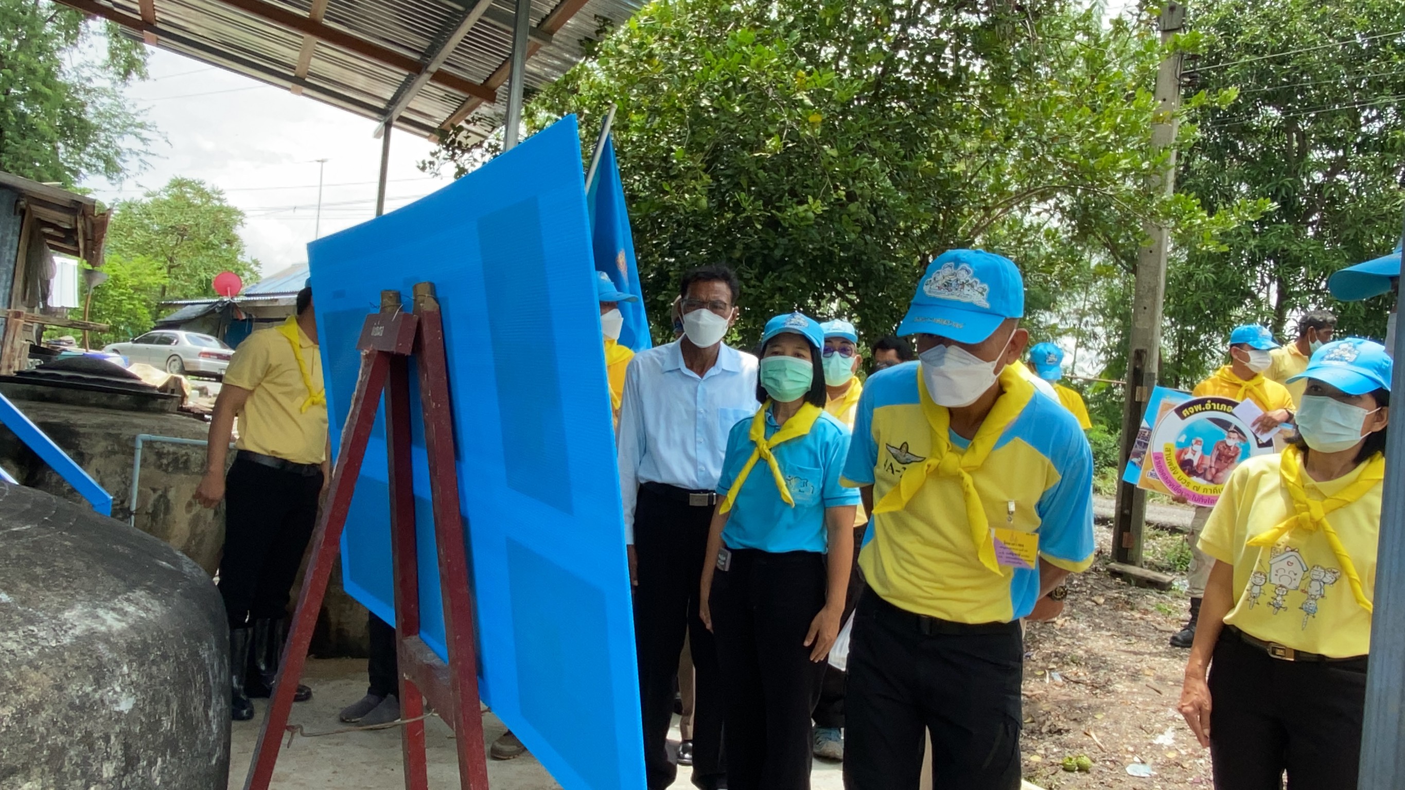 ???130 ปี กระทรวงมหาดไทย ???พช.ฉะเชิงเทรา ร่วมส่งมอบบ้าน ตามโครงการซ่อมแซมบ้านผู้ยากไร้ เฉลิมพระเกียรติสมเด็จพระนางเจ้าสิริกิติ์ พระบรมราชินีนาถ พระบรมราชชนนีพันปีหลวง เนื่องในโอกาสมหามงคล เฉลิมพระชนมพรรษา 90 พรรษา 12 สิงหาคม 2565 ในพื้นที่อำเภอคลองเขื่อน จังหวัดฉะเชิงเทรา