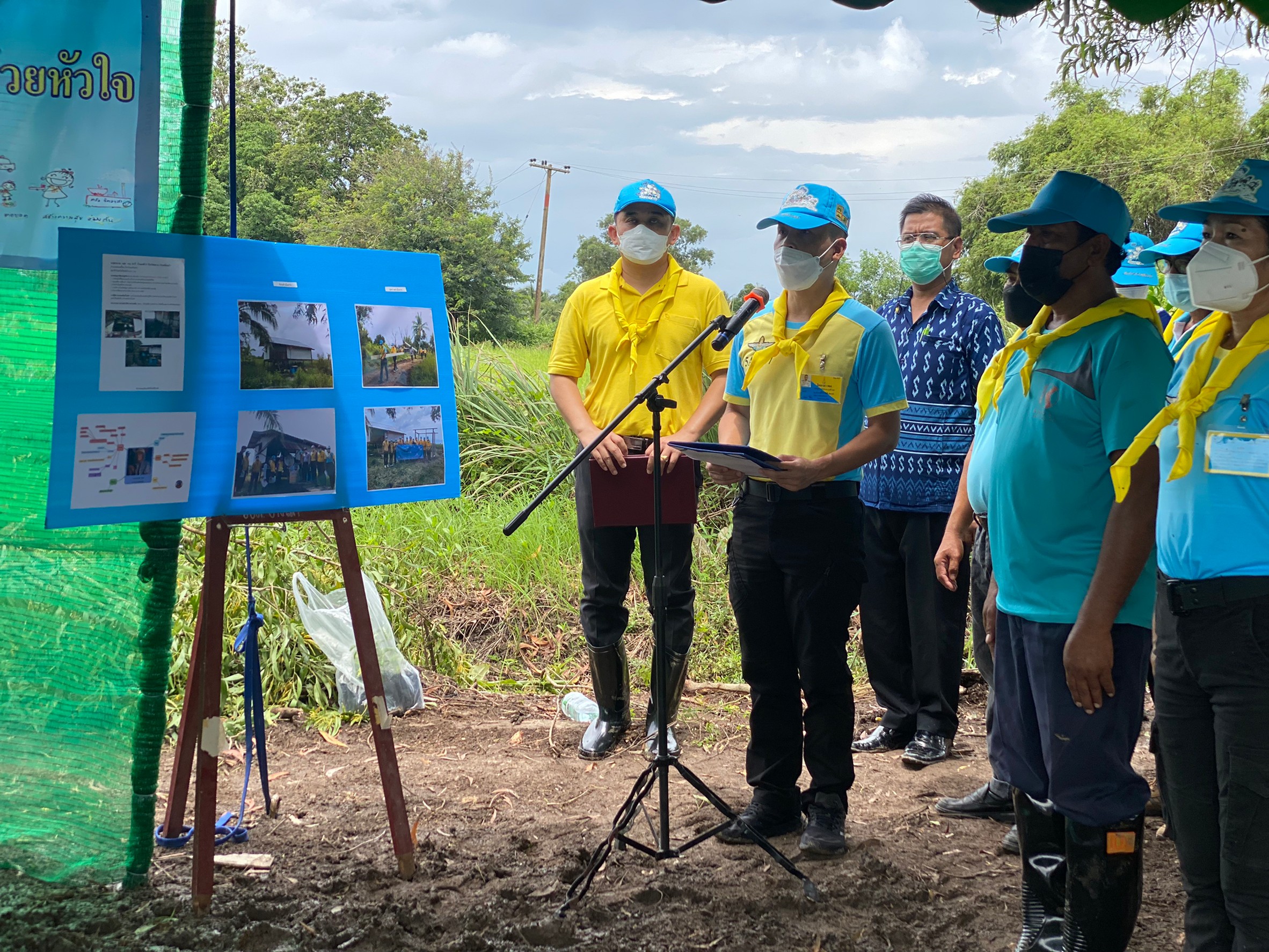 ???130 ปี กระทรวงมหาดไทย ???พช.ฉะเชิงเทรา ร่วมส่งมอบบ้าน ตามโครงการซ่อมแซมบ้านผู้ยากไร้ เฉลิมพระเกียรติสมเด็จพระนางเจ้าสิริกิติ์ พระบรมราชินีนาถ พระบรมราชชนนีพันปีหลวง เนื่องในโอกาสมหามงคล เฉลิมพระชนมพรรษา 90 พรรษา 12 สิงหาคม 2565 ในพื้นที่อำเภอคลองเขื่อน จังหวัดฉะเชิงเทรา