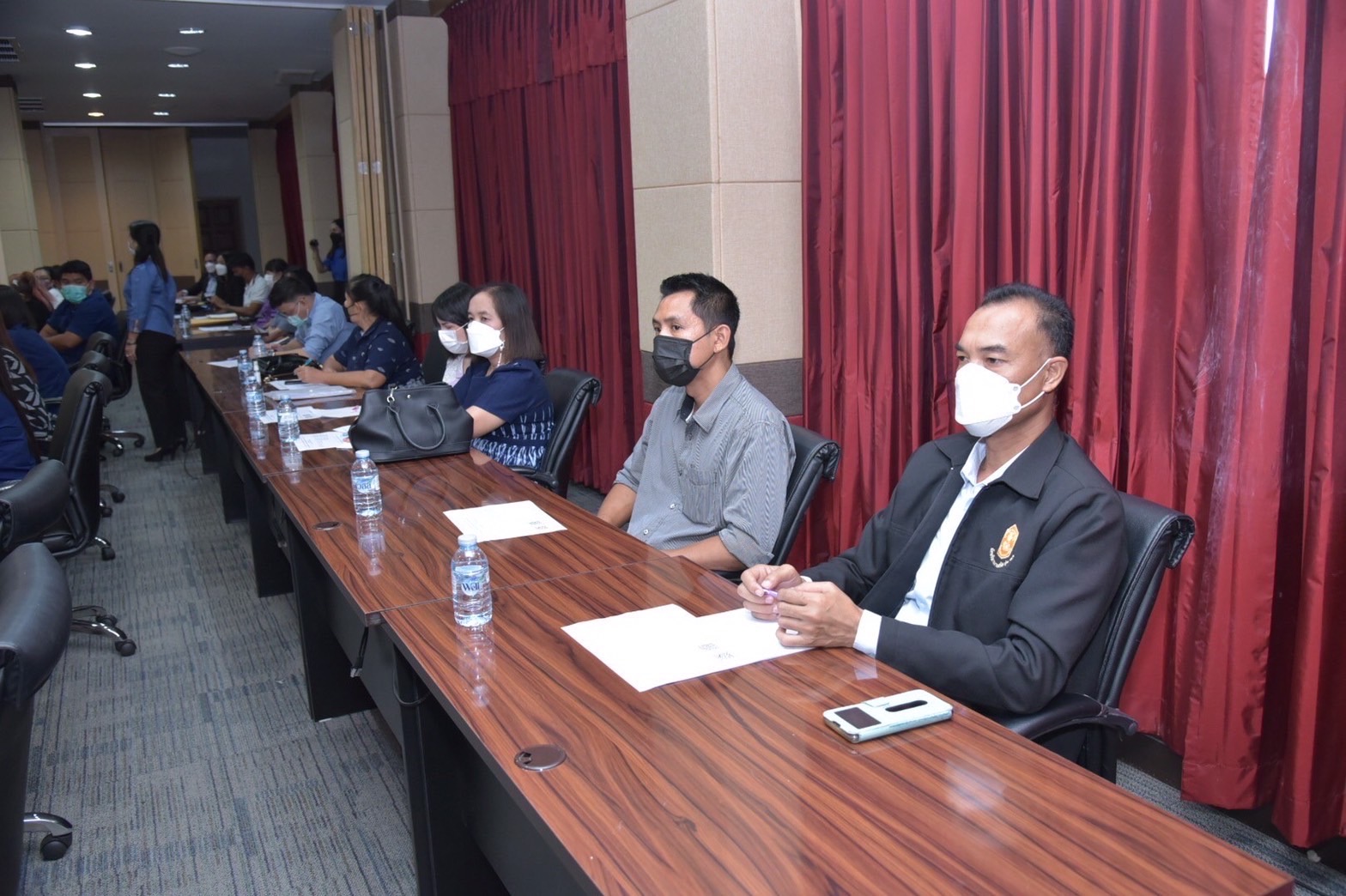 ???130 ปี กระทรวงมหาดไทย ? ฉะเชิงเทรา :แม่น้ำบางปะกงแหล่งชีวิต พระศักดิ์สิทธิ์หลวงพ่อโสธร พระยาศรีสุนทรปราชญ์ภาษาไทย เขาอ่างฤาไนป่าสมบูรณ์ ? ? ???พช.ฉะเชิงเทรา ร่วมประชุมโครงการฝึกอบรมการเพิ่มทักษะการพัฒนากสิกรรมสู่ระบบเศรษฐกิจพอเพียงรูปแบบ “โคก หนอง นา” และการสร้างและพัฒนาพื้นที่ต้นแบบในการพัฒนาคุณภาพชีวิตตามหลักทฤษฎีใหม่ประยุกต์สู่”เขตพัฒนาเศรษฐกิจพอเพียง” ประจำปี พ.ศ. 2565