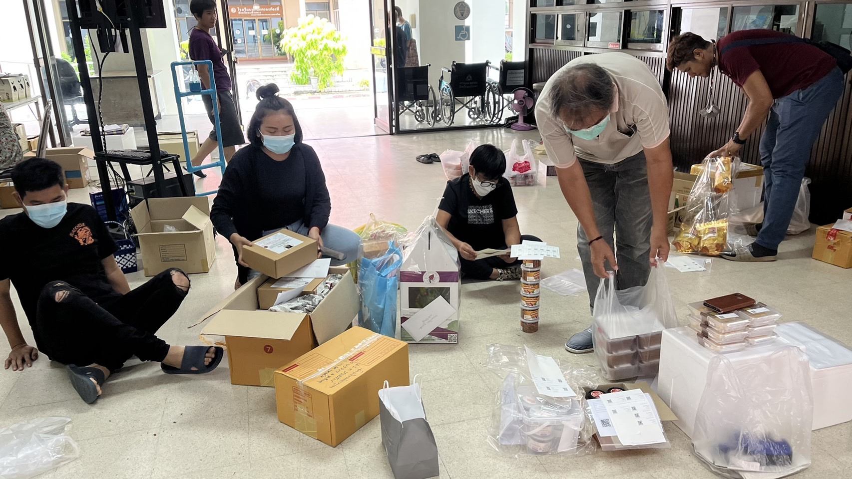 ???130 ปี กระทรวงมหาดไทย ? ฉะเชิงเทรา :แม่น้ำบางปะกงแหล่งชีวิต พระศักดิ์สิทธิ์หลวงพ่อโสธร พระยาศรีสุนทรปราชญ์ภาษาไทย เขาอ่างฤาไนป่าสมบูรณ์ ? ? พช. ฉะเชิงเทรา รวบรวมผลิตภัณฑ์ OTOP ส่งคัดสรรสุดยอด หนึ่งตำบล หนึ่งผลิตภัณฑ์ไทย พ.ศ. 2565 ระดับประเทศ