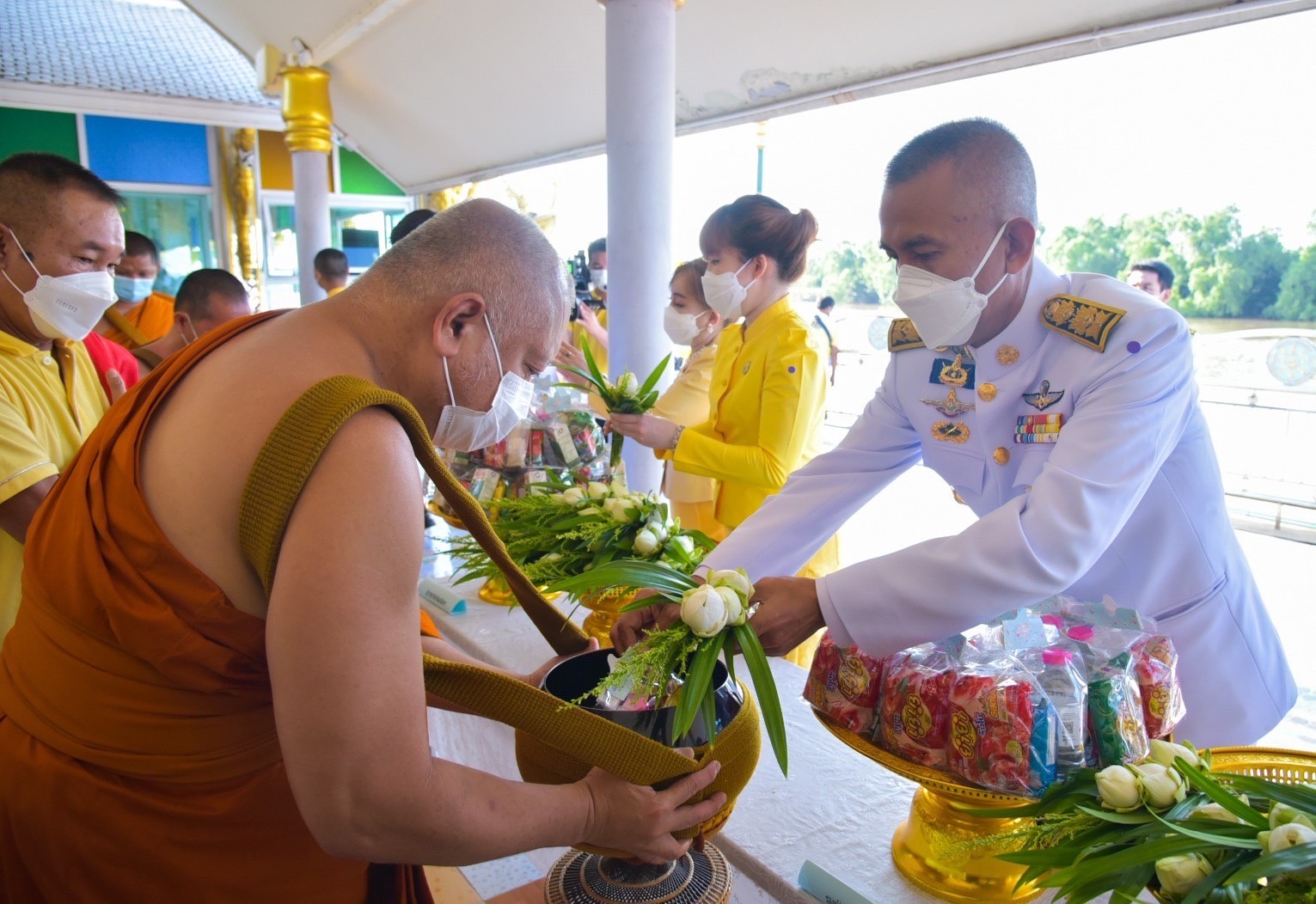 ??พช.ฉะเชิงเทรา ร่วมกิจกรรมเฉลิมพระเกียรติพระบาทสมเด็จพระเจ้าอยู่หัว เนื่องในโอกาสเฉลิมพระชนมพรรษา 28 กรกฎาคม 2565