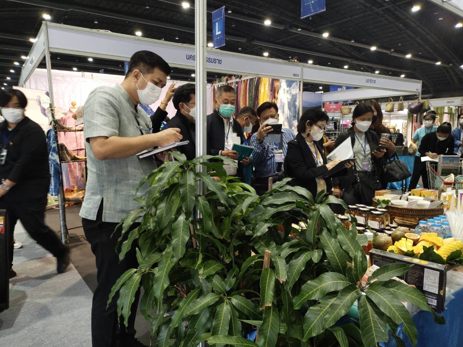 ???พช.ฉะเชิงเทรา ร่วมการประกวดกิจกรรมและเผยแพร่ผลการดำเนินงานของคณะกรรมการเครือข่ายองค์ความรู้ (Knowledge – Base OTOP : KBO) จังหวัดดีเด่น ประจำปี 2565