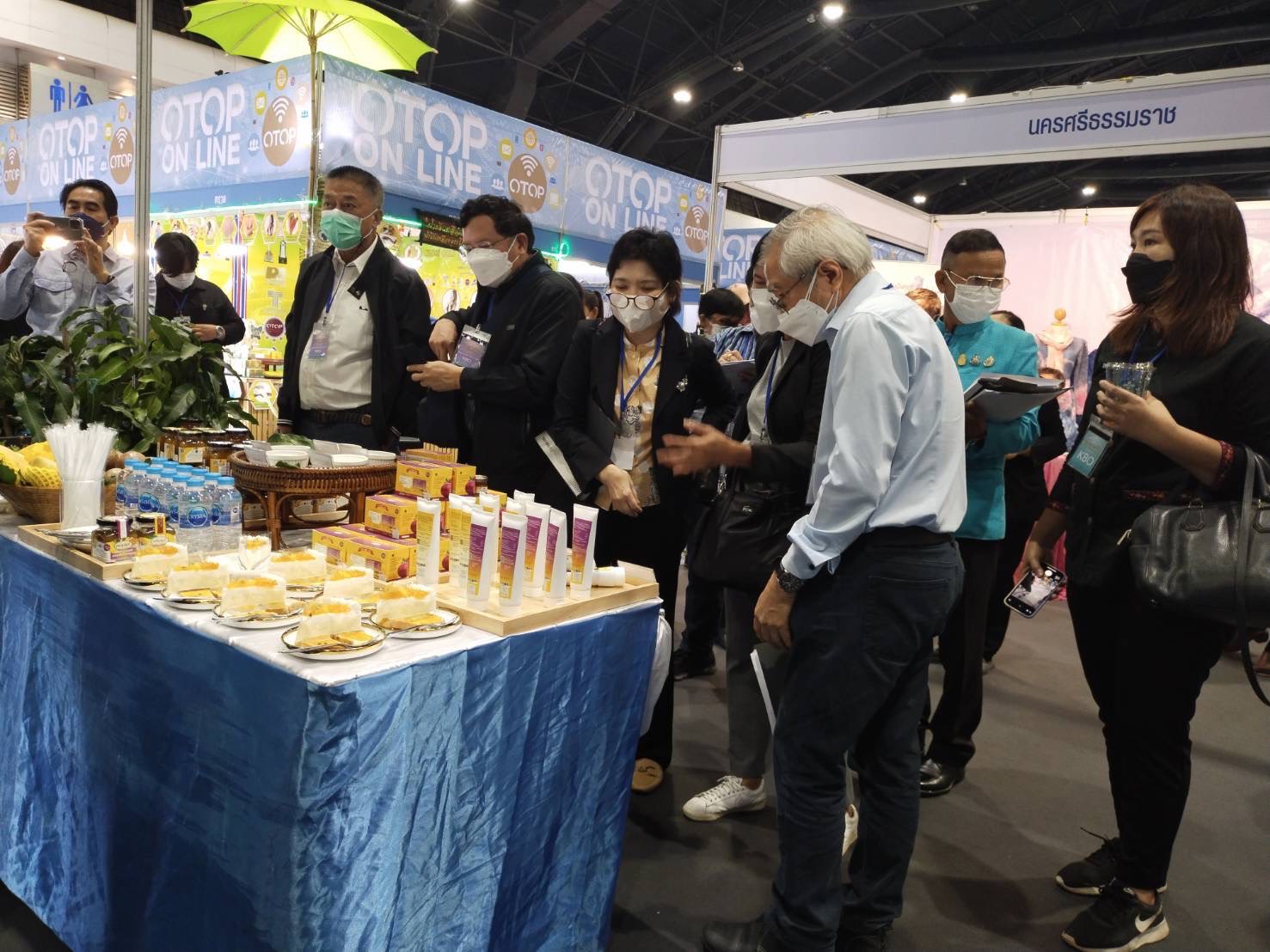 ???พช.ฉะเชิงเทรา ร่วมการประกวดกิจกรรมและเผยแพร่ผลการดำเนินงานของคณะกรรมการเครือข่ายองค์ความรู้ (Knowledge – Base OTOP : KBO) จังหวัดดีเด่น ประจำปี 2565