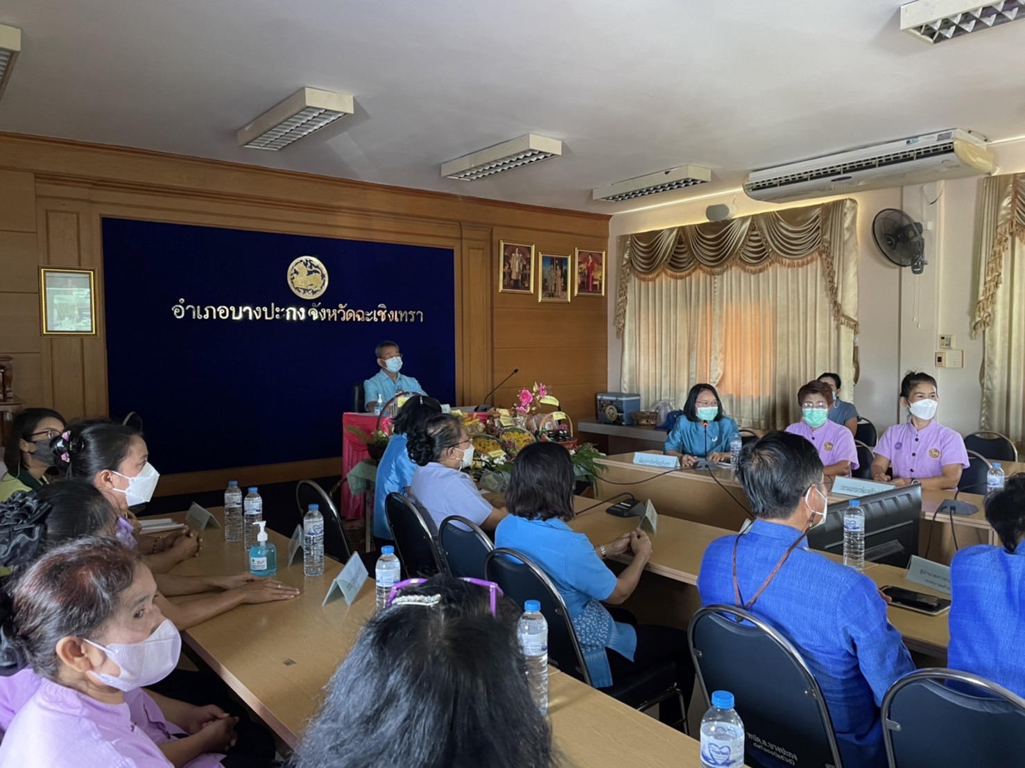 ???130 ปี กระทรวงมหาดไทย ? ฉะเชิงเทรา :แม่น้ำบางปะกงแหล่งชีวิต พระศักดิ์สิทธิ์หลวงพ่อโสธร พระยาศรีสุนทรปราชญ์ภาษาไทย เขาอ่างฤาไนป่าสมบูรณ์ ? ? ???พช. ฉะเชิงเทรา เข้าร่วมการประกวดการจัดทำสารสนเทศตำบลต้นแบบเพื่อการพัฒนาคุณภาพชีวิต ผ่านระบบออนไลน์ Zoom Cloud Meeting