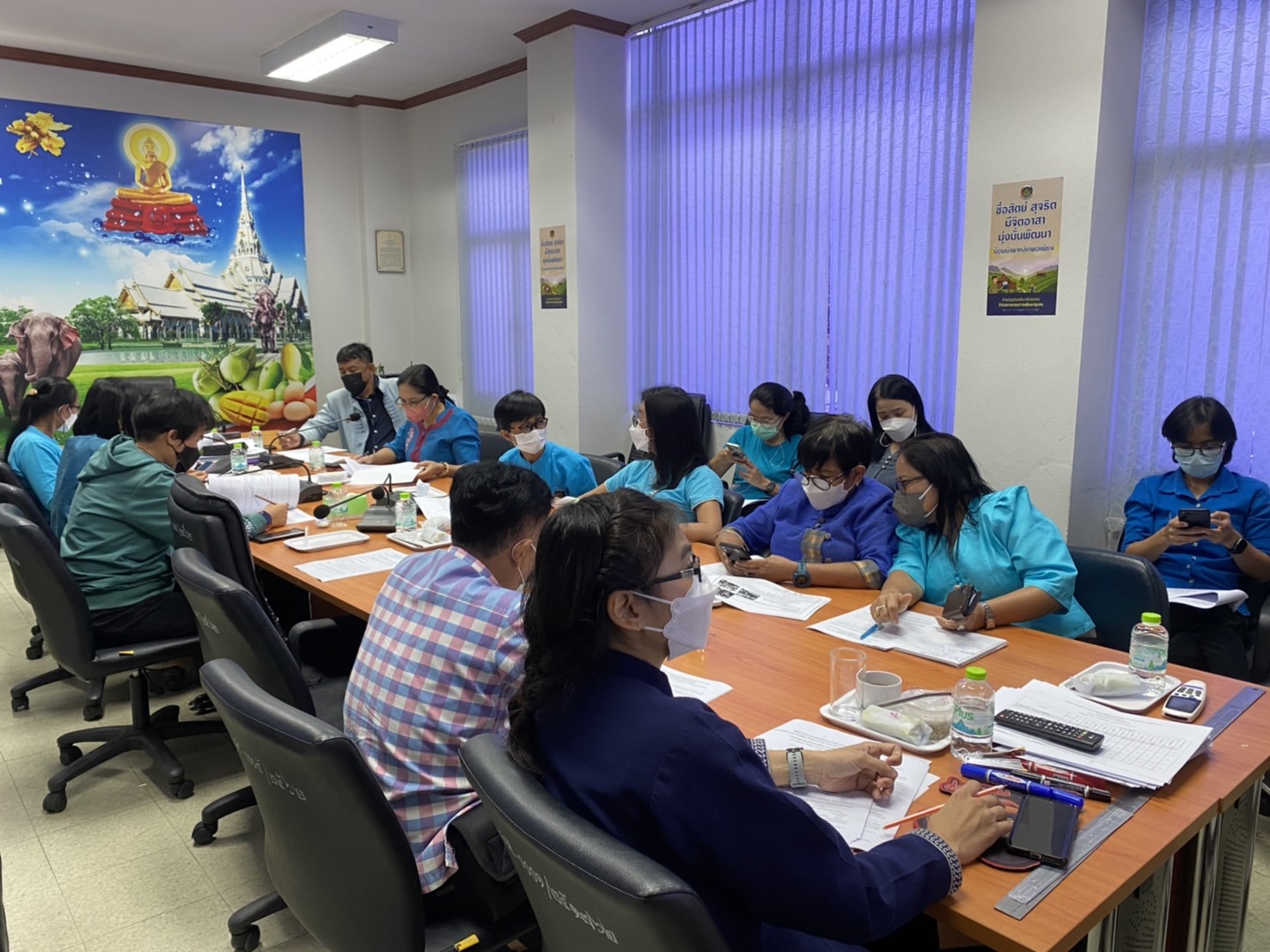 ???130 ปี กระทรวงมหาดไทย ? ฉะเชิงเทรา :แม่น้ำบางปะกงแหล่งชีวิต พระศักดิ์สิทธิ์หลวงพ่อโสธร พระยาศรีสุนทรปราชญ์ภาษาไทย เขาอ่างฤาไนป่าสมบูรณ์ ? ? ???พช. ฉะเชิงเทรา การประชุมคณะกรรมการอำนวยการรับสมัครและสอบคัดเลือกบุคคลเพื่อแต่งตั้งเป็นอาสาพัฒนา (อสพ.) รุ่นที่ 74