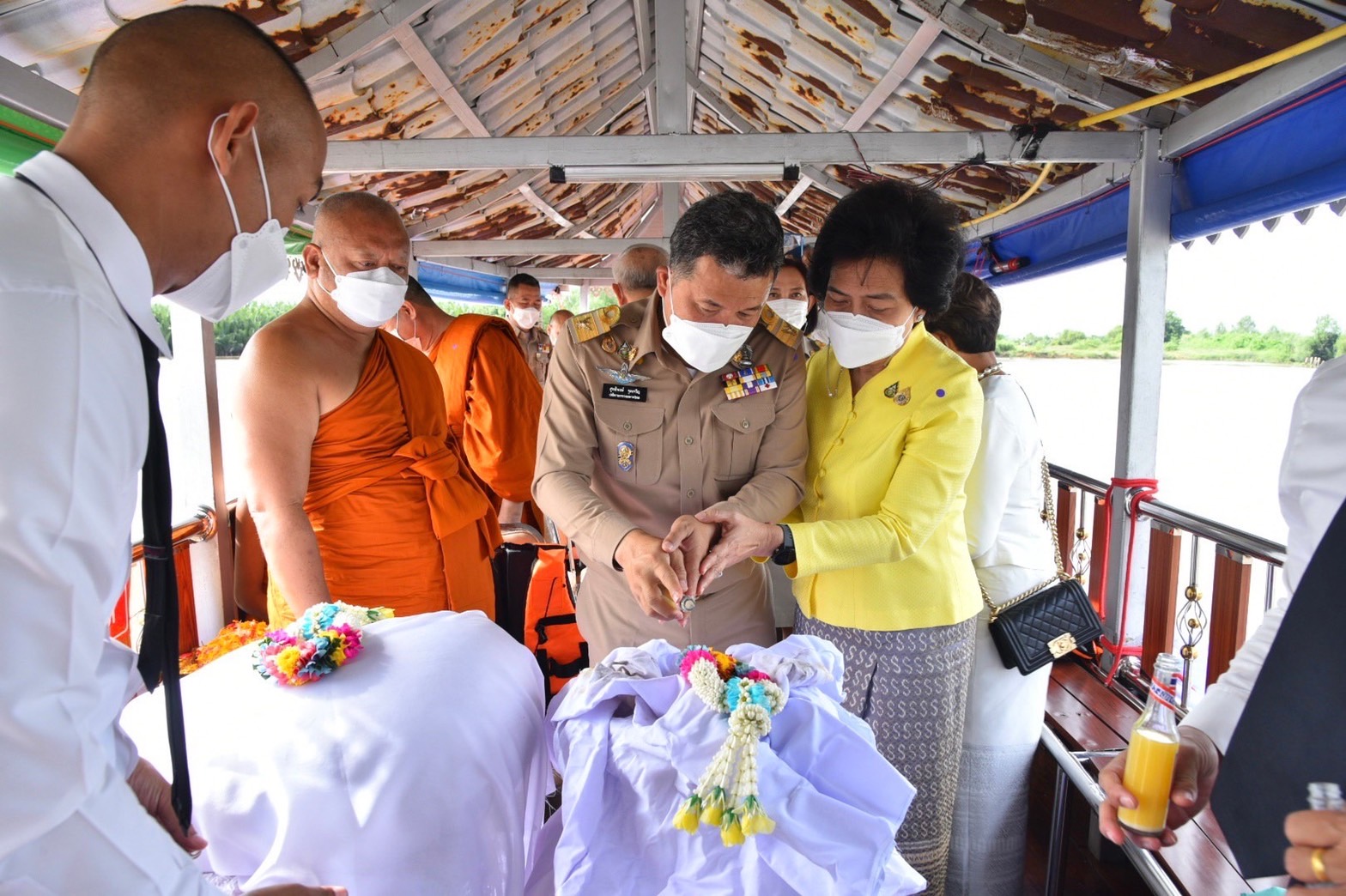 ???130 ปี กระทรวงมหาดไทย ? ฉะเชิงเทรา :แม่น้ำบางปะกงแหล่งชีวิต พระศักดิ์สิทธิ์หลวงพ่อโสธร พระยาศรีสุนทรปราชญ์ภาษาไทย เขาอ่างฤาไนป่าสมบูรณ์ ? ? ????พช. ฉะเชิงเทรา ร่วมพิธีทำบุญทักษิณานุประทาน เพื่อถวายอุทิศแด่พระธรรมมังคลาจารย์ อดีตเจ้าอาวาสวัดโสธรวราราม วรวิหาร และอดีตที่ปรึกษาเจ้าคณะภาค 12 พิธีบวงสรวงสิ่งศักดิ์สิทธิ์ พิธีถวายเทียนพรรษามหามงคลเพื่อแผ่นดิน ปี 2565 พิธียกช่อฟ้าอาคารพิพิธภัณฑ์และหอสมุด และพิธีหล่อรูปเหมือนพระธรรมมังคลาจารย์ วิ. (ประยงค์ ปิยวณฺโณ)