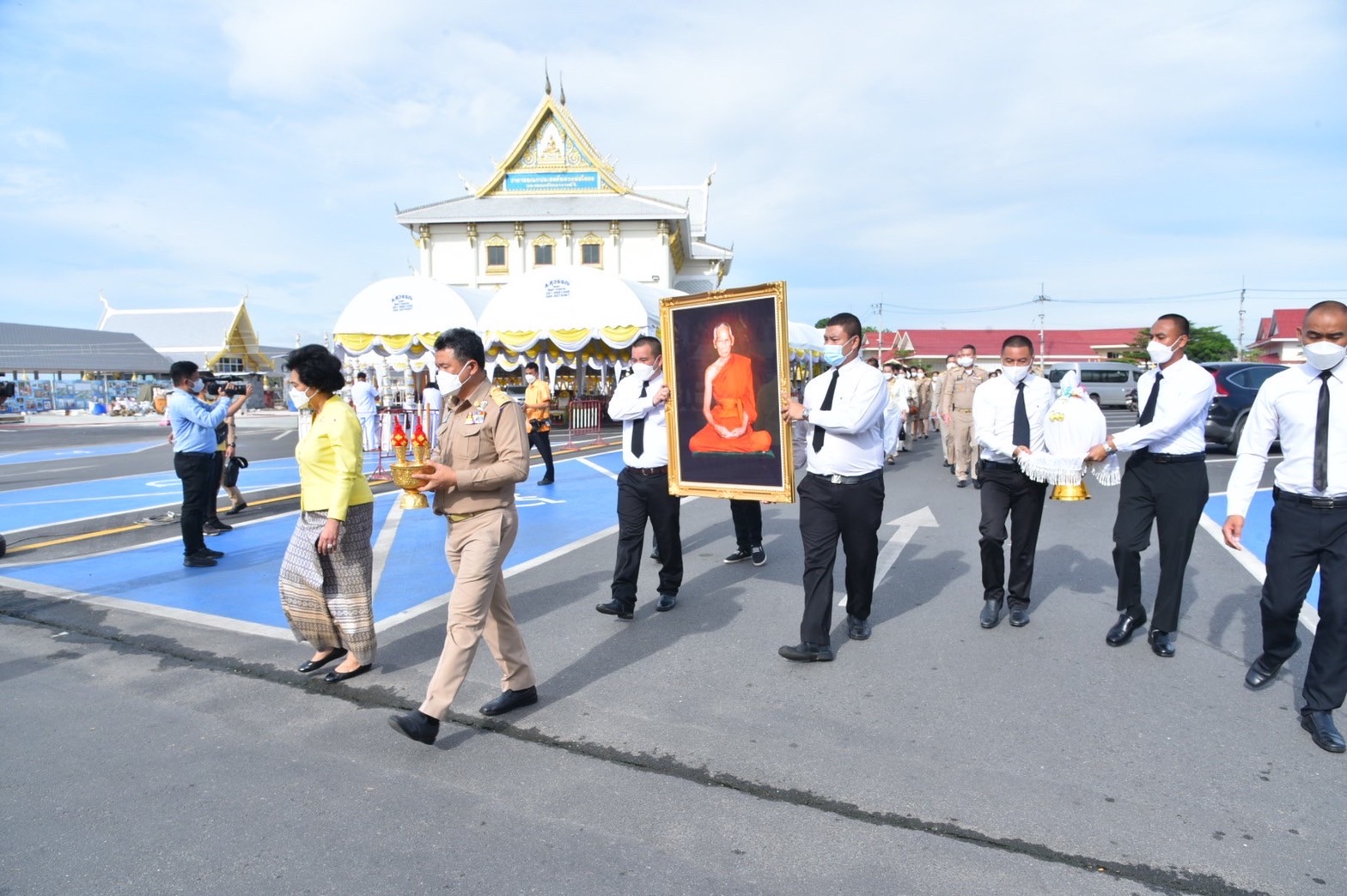 ???130 ปี กระทรวงมหาดไทย ? ฉะเชิงเทรา :แม่น้ำบางปะกงแหล่งชีวิต พระศักดิ์สิทธิ์หลวงพ่อโสธร พระยาศรีสุนทรปราชญ์ภาษาไทย เขาอ่างฤาไนป่าสมบูรณ์ ? ? ????พช. ฉะเชิงเทรา ร่วมพิธีทำบุญทักษิณานุประทาน เพื่อถวายอุทิศแด่พระธรรมมังคลาจารย์ อดีตเจ้าอาวาสวัดโสธรวราราม วรวิหาร และอดีตที่ปรึกษาเจ้าคณะภาค 12 พิธีบวงสรวงสิ่งศักดิ์สิทธิ์ พิธีถวายเทียนพรรษามหามงคลเพื่อแผ่นดิน ปี 2565 พิธียกช่อฟ้าอาคารพิพิธภัณฑ์และหอสมุด และพิธีหล่อรูปเหมือนพระธรรมมังคลาจารย์ วิ. (ประยงค์ ปิยวณฺโณ)