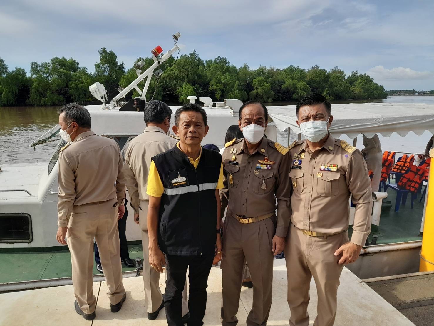 ???130 ปี กระทรวงมหาดไทย ? ฉะเชิงเทรา :แม่น้ำบางปะกงแหล่งชีวิต พระศักดิ์สิทธิ์หลวงพ่อโสธร พระยาศรีสุนทรปราชญ์ภาษาไทย เขาอ่างฤาไนป่าสมบูรณ์ ? ? ????พช. ฉะเชิงเทรา ร่วมพิธีทำบุญทักษิณานุประทาน เพื่อถวายอุทิศแด่พระธรรมมังคลาจารย์ อดีตเจ้าอาวาสวัดโสธรวราราม วรวิหาร และอดีตที่ปรึกษาเจ้าคณะภาค 12 พิธีบวงสรวงสิ่งศักดิ์สิทธิ์ พิธีถวายเทียนพรรษามหามงคลเพื่อแผ่นดิน ปี 2565 พิธียกช่อฟ้าอาคารพิพิธภัณฑ์และหอสมุด และพิธีหล่อรูปเหมือนพระธรรมมังคลาจารย์ วิ. (ประยงค์ ปิยวณฺโณ)