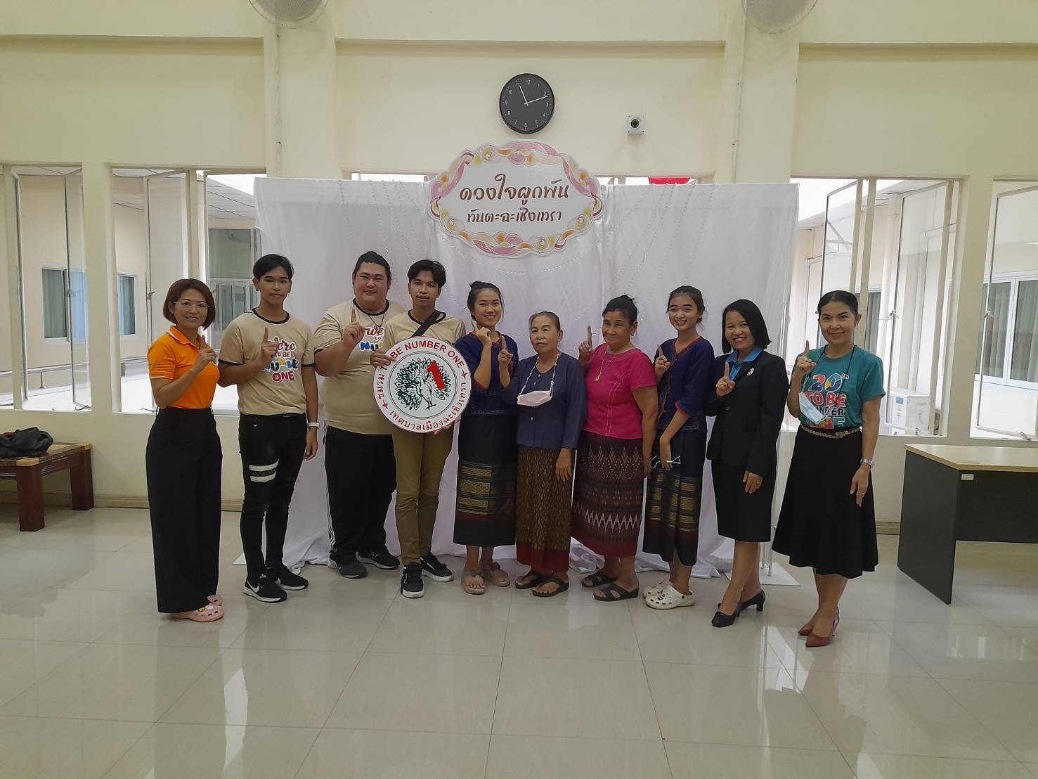 ???130 ปี กระทรวงมหาดไทย ? ฉะเชิงเทรา :แม่น้ำบางปะกงแหล่งชีวิต พระศักดิ์สิทธิ์หลวงพ่อโสธร พระยาศรีสุนทรปราชญ์ภาษาไทย เขาอ่างฤาไนป่าสมบูรณ์ ? ? ??พช.ฉะเชิงเทรา ร่วมเป็นคณะกรรมการตัดสินการประกวดผลการดำเนินงาน อำเภอ/ชมรม TO BE NUMBER ONE ระดับดีเด่น ระดับจังหวัด/ TO BE NUMBER ONE IDOL TO BE NUMBER ONE TEEN DANCERCISE ประจําปี 2566