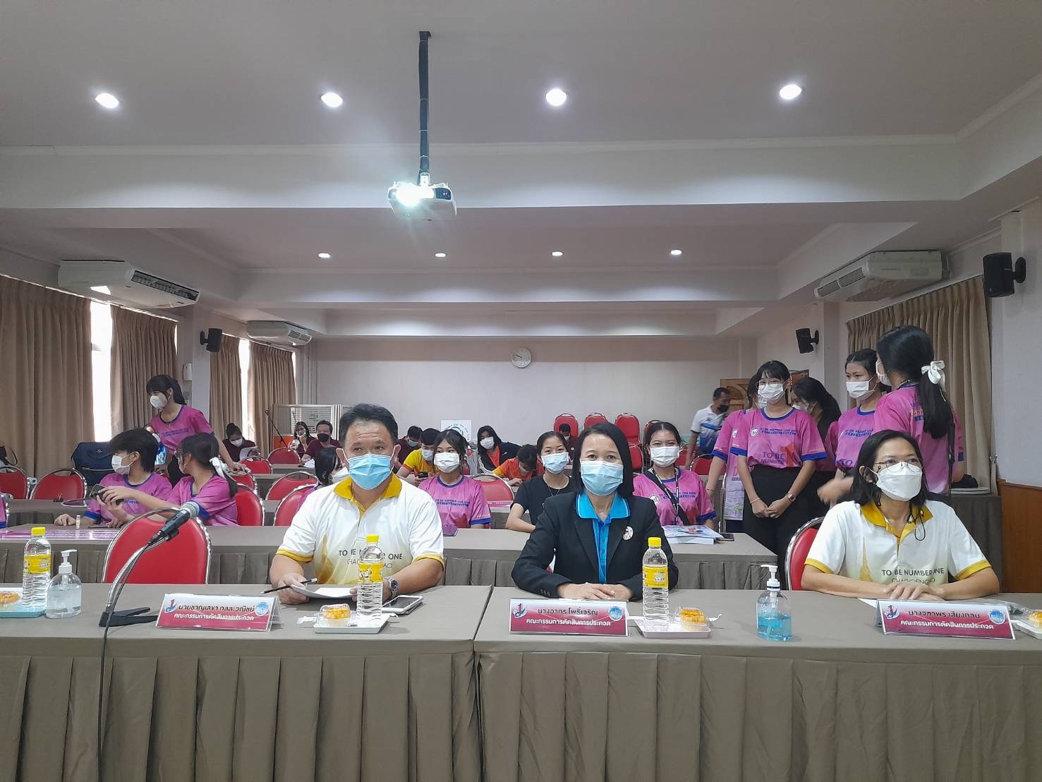 ???130 ปี กระทรวงมหาดไทย ? ฉะเชิงเทรา :แม่น้ำบางปะกงแหล่งชีวิต พระศักดิ์สิทธิ์หลวงพ่อโสธร พระยาศรีสุนทรปราชญ์ภาษาไทย เขาอ่างฤาไนป่าสมบูรณ์ ? ? ??พช.ฉะเชิงเทรา ร่วมเป็นคณะกรรมการตัดสินการประกวดผลการดำเนินงาน อำเภอ/ชมรม TO BE NUMBER ONE ระดับดีเด่น ระดับจังหวัด/ TO BE NUMBER ONE IDOL TO BE NUMBER ONE TEEN DANCERCISE ประจําปี 2566