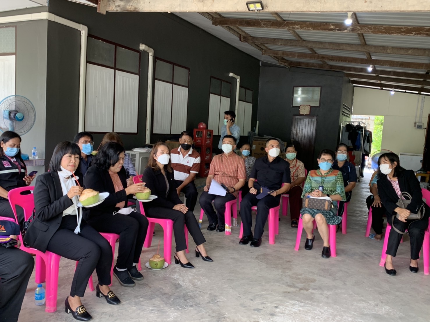 ???130 ปี กระทรวงมหาดไทย ? ฉะเชิงเทรา :แม่น้ำบางปะกงแหล่งชีวิต พระศักดิ์สิทธิ์หลวงพ่อโสธร พระยาศรีสุนทรปราชญ์ภาษาไทย เขาอ่างฤาไนป่าสมบูรณ์ ? ? ??พช. ฉะเชิงเทรา ร่วมรับการตรวจราชการแบบบูรณาการ