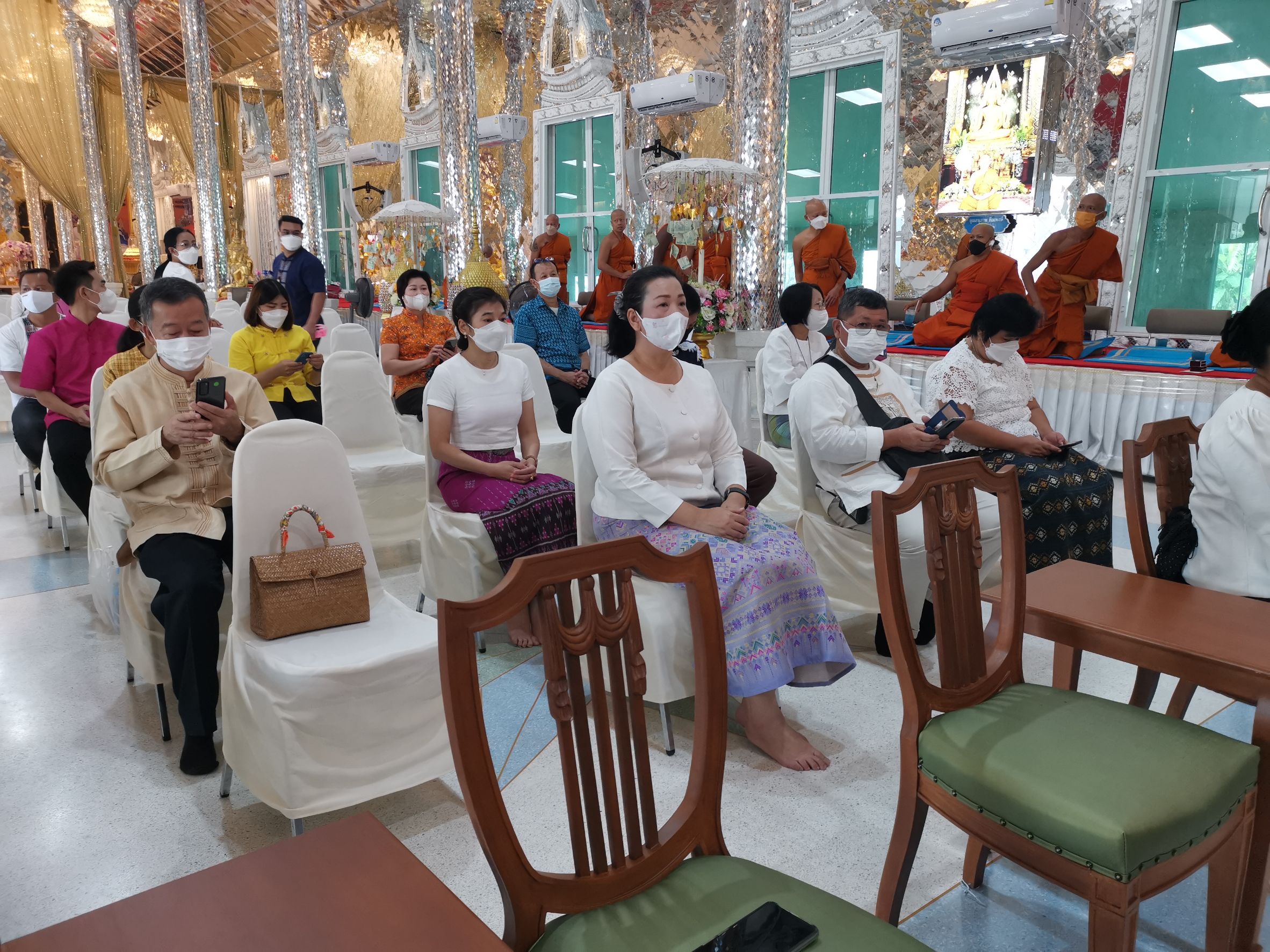 ???130 ปี กระทรวงมหาดไทย ? ฉะเชิงเทรา :แม่น้ำบางปะกงแหล่งชีวิต พระศักดิ์สิทธิ์หลวงพ่อโสธร พระยาศรีสุนทรปราชญ์ภาษาไทย เขาอ่างฤาไนป่าสมบูรณ์ ? ? ???พช.ฉะเชิงเทรา ร่วมฟังเทศน์บทพระธรรมเทศนาเฉลิมพระธรรมบารมีใน “ อุภินนมัตถจรกถา” เฉลิมพระธรรมบารมีสมเด็จพระนางเจ้าสิริกิติ์ พระบรมราชินีนาถ พระบรมราชชนนีพันปีหลวง