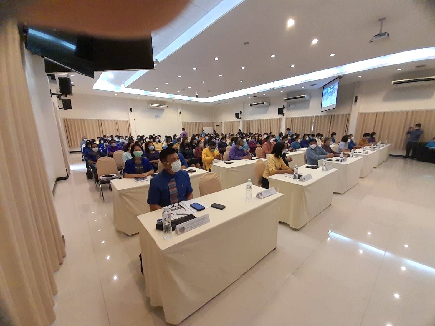 ???130 ปี กระทรวงมหาดไทย ? ฉะเชิงเทรา :แม่น้ำบางปะกงแหล่งชีวิต พระศักดิ์สิทธิ์หลวงพ่อโสธร พระยาศรีสุนทรปราชญ์ภาษาไทย เขาอ่างฤาไนป่าสมบูรณ์ ? ? ???พช. ฉะเชิงเทรา ร่วมจัดนิทรรศการในการประชุมเชิงปฏิบัติการ ตรวจติดตามผลการดำเนินงานของหน่วยรับตรวจรายไตรมาส ครั้งที่ 4/2565