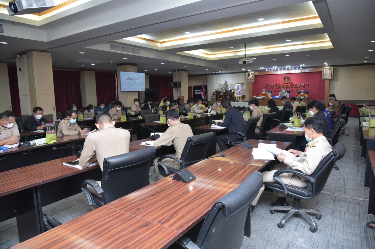 ???130 ปี กระทรวงมหาดไทย ? ฉะเชิงเทรา :แม่น้ำบางปะกงแหล่งชีวิต พระศักดิ์สิทธิ์หลวงพ่อโสธร พระยาศรีสุนทรปราชญ์ภาษาไทย เขาอ่างฤาไนป่าสมบูรณ์ ? ? ??ฉะเชิงเทรา ขับเคลื่อนบทบาทการเกื้อหนุนระหว่างวัดและชุมชนให้มีความสุขอย่างยั่งยืน