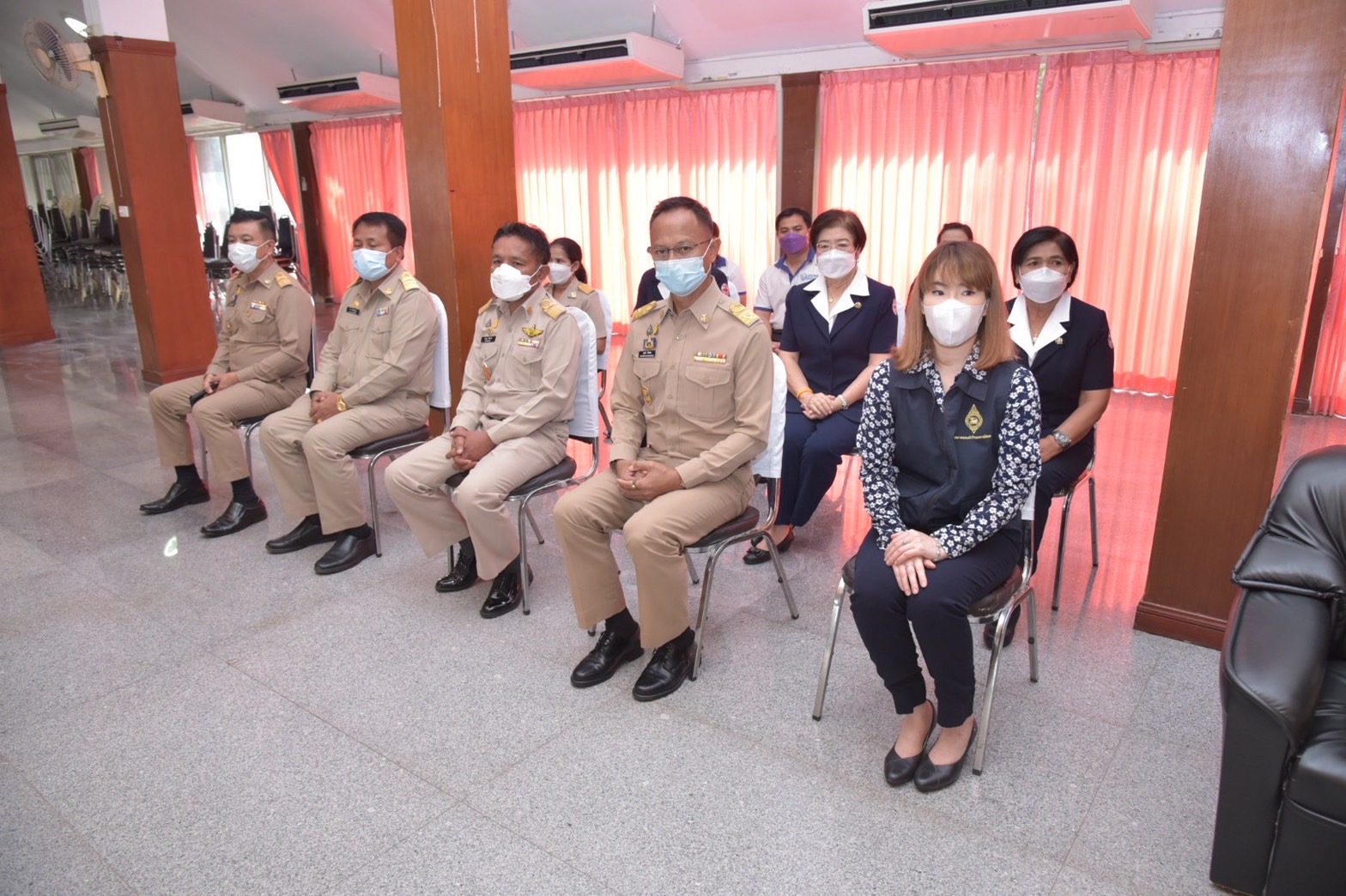 ???130 ปี กระทรวงมหาดไทย ? ฉะเชิงเทรา :แม่น้ำบางปะกงแหล่งชีวิต พระศักดิ์สิทธิ์หลวงพ่อโสธร พระยาศรีสุนทรปราชญ์ภาษาไทย เขาอ่างฤาไนป่าสมบูรณ์ ? ? ??‍??ผู้ว่าราชการจังหวัดฉะเชิงเทรา มอบทุนการศึกษาให้แก่นักเรียนและเยาวชนผู้ยากไร้ ในพื้นที่จังหวัดฉะเชิงเทรา