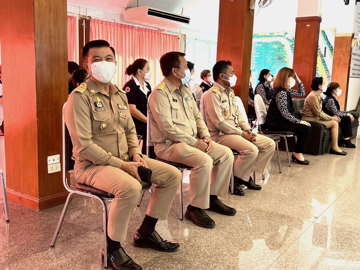 ???130 ปี กระทรวงมหาดไทย ? ฉะเชิงเทรา :แม่น้ำบางปะกงแหล่งชีวิต พระศักดิ์สิทธิ์หลวงพ่อโสธร พระยาศรีสุนทรปราชญ์ภาษาไทย เขาอ่างฤาไนป่าสมบูรณ์ ? ? ??‍??ผู้ว่าราชการจังหวัดฉะเชิงเทรา มอบทุนการศึกษาให้แก่นักเรียนและเยาวชนผู้ยากไร้ ในพื้นที่จังหวัดฉะเชิงเทรา