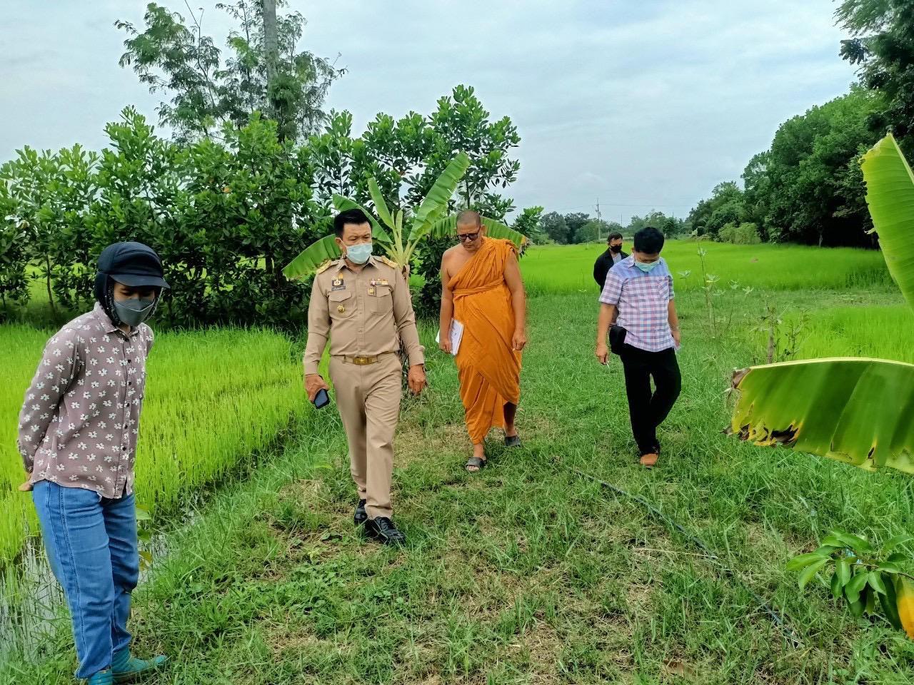 ???130 ปี กระทรวงมหาดไทย ? ฉะเชิงเทรา :แม่น้ำบางปะกงแหล่งชีวิต พระศักดิ์สิทธิ์หลวงพ่อโสธร พระยาศรีสุนทรปราชญ์ภาษาไทย เขาอ่างฤาไนป่าสมบูรณ์ ? ? ??พช.ฉะเชิงเทรา เยี่ยมชม โครงการ “วัด ประชา รัฐ สร้างสุข พ.ศ. 2565”