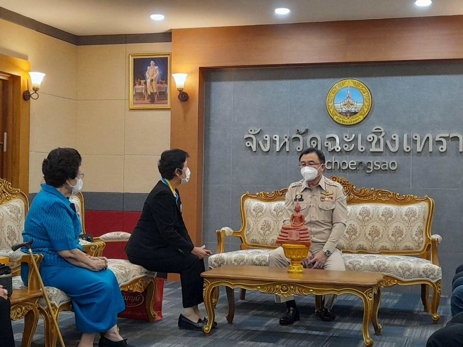 ??เครือข่ายผู้ประกอบการ OTOP นำคณะฯต้อนรับผู้ว่าราชการจังหวัดฉะเชิงเทรา