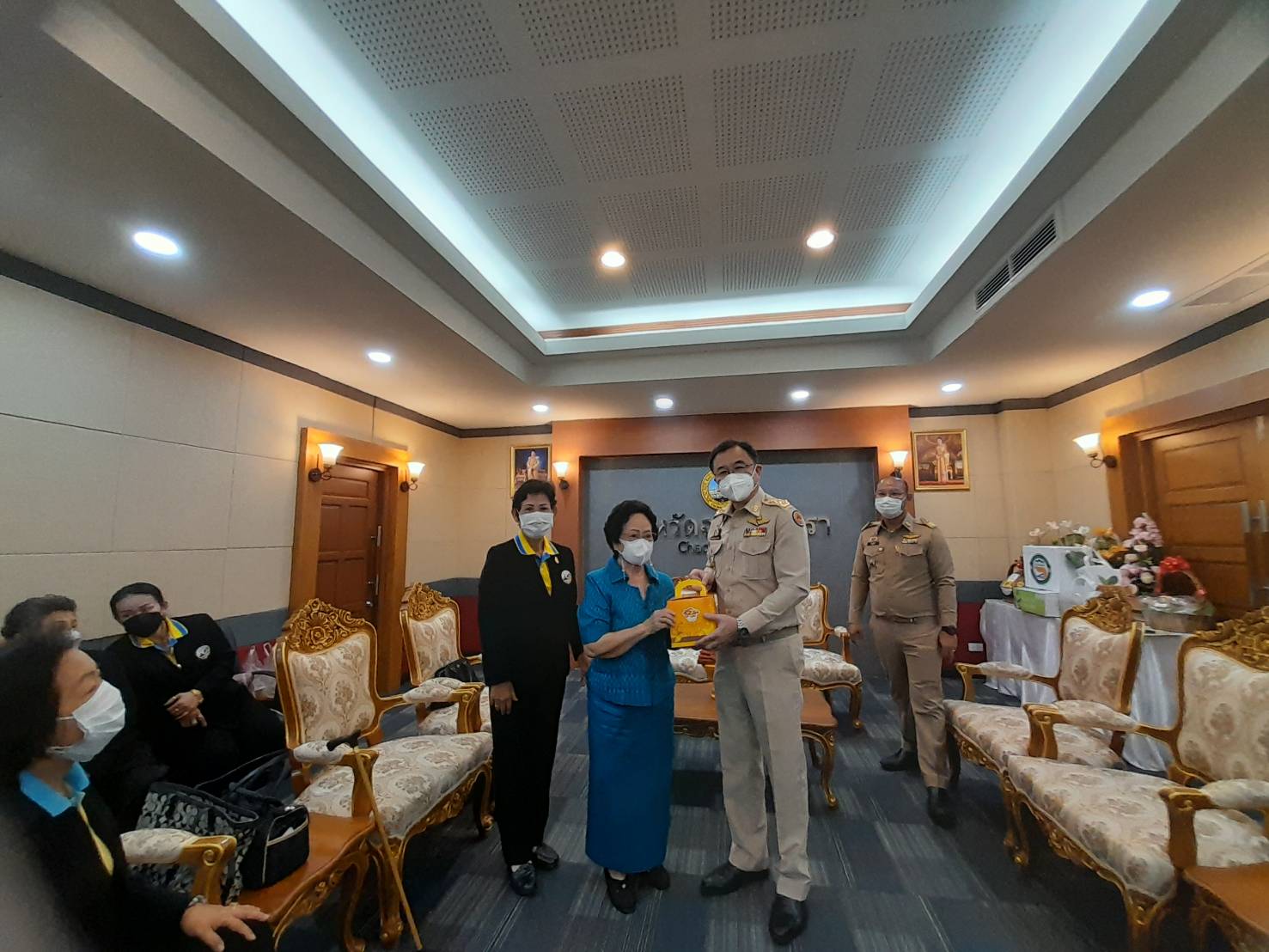 ??เครือข่ายผู้ประกอบการ OTOP นำคณะฯต้อนรับผู้ว่าราชการจังหวัดฉะเชิงเทรา