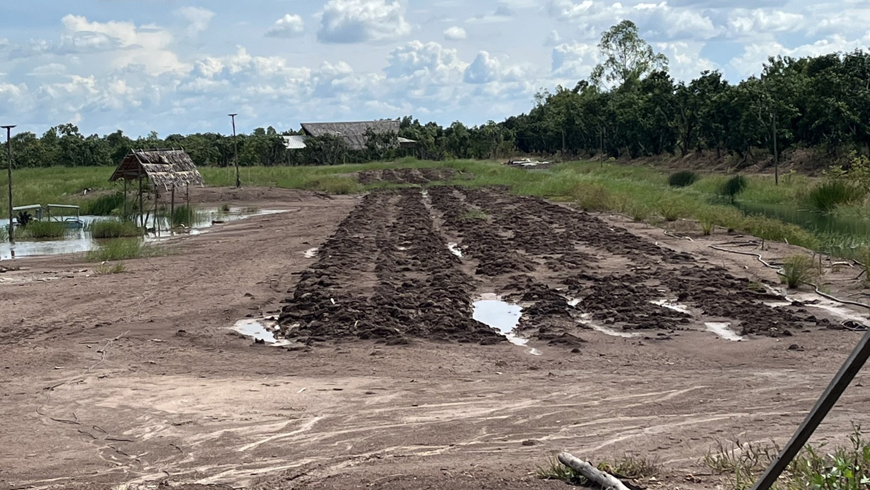 ผู้ตรวจราชการกรมการพัฒนาชุมชนลงพื้นที่ติดตามการบริหารการใช้ครุภัณฑ์ในพื้นที่ CLM จังหวัดฉะเชิงเทรา