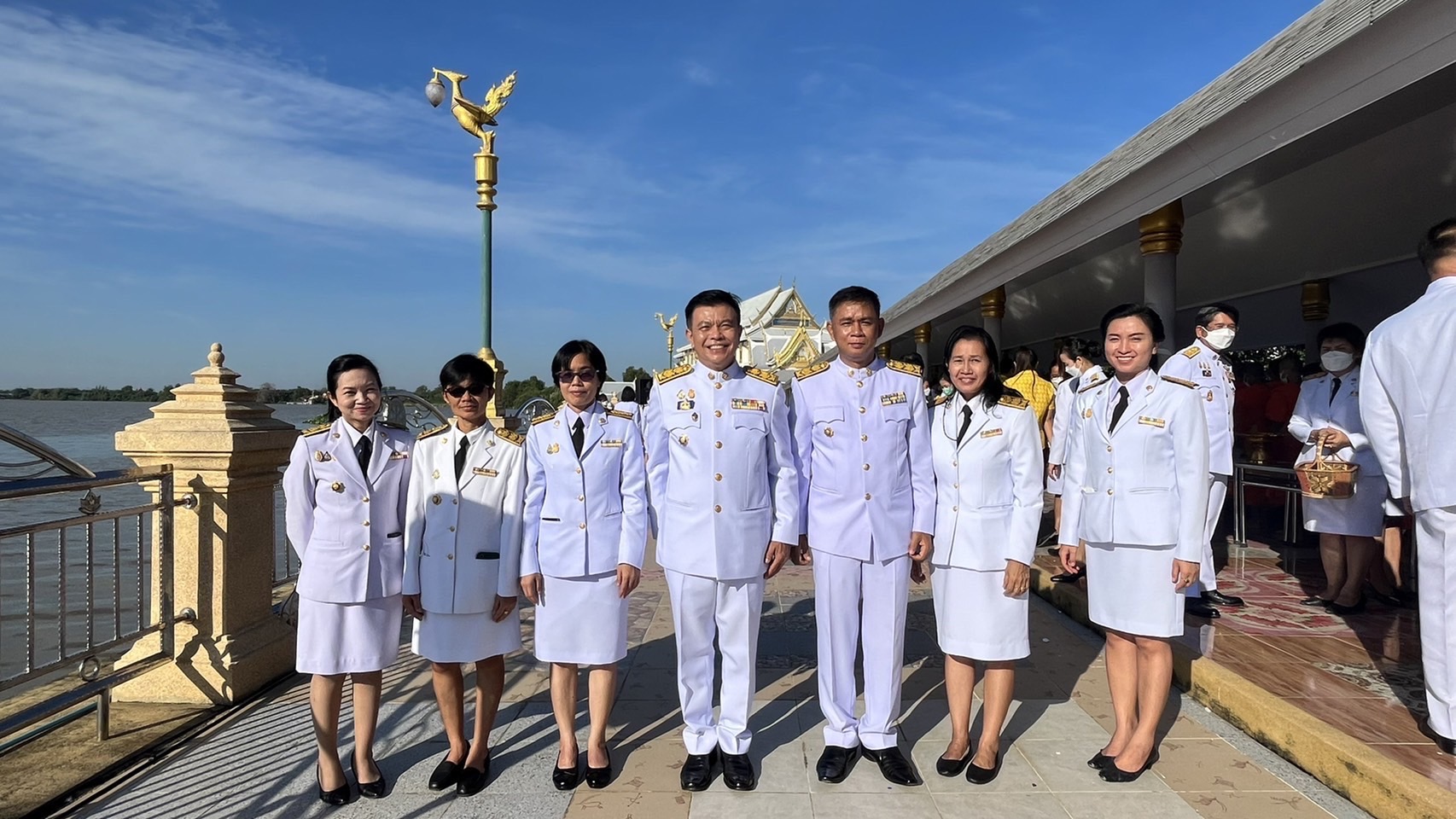 ???พช.ฉะเชิงเทรา ร่วมกิจกรรมพิธีทำบุญตักบาตรถวายพระราชกุศล เนื่องในวันคล้ายวันสวรรคตพระบาทสมเด็จพระบรมชนกาธิเบศร มหาภูมิพลอดุลยเดชมหาราช บรมนาถบพิตร