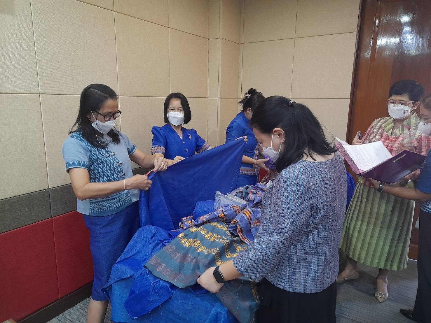 ?️??‍?พช.ฉะเชิงเทรา ร่วมประชุมสมาชิกชมรมแม่บ้านมหาดไทย จังหวัดฉะเชิงเทรา ครั้งที่ 1/2565