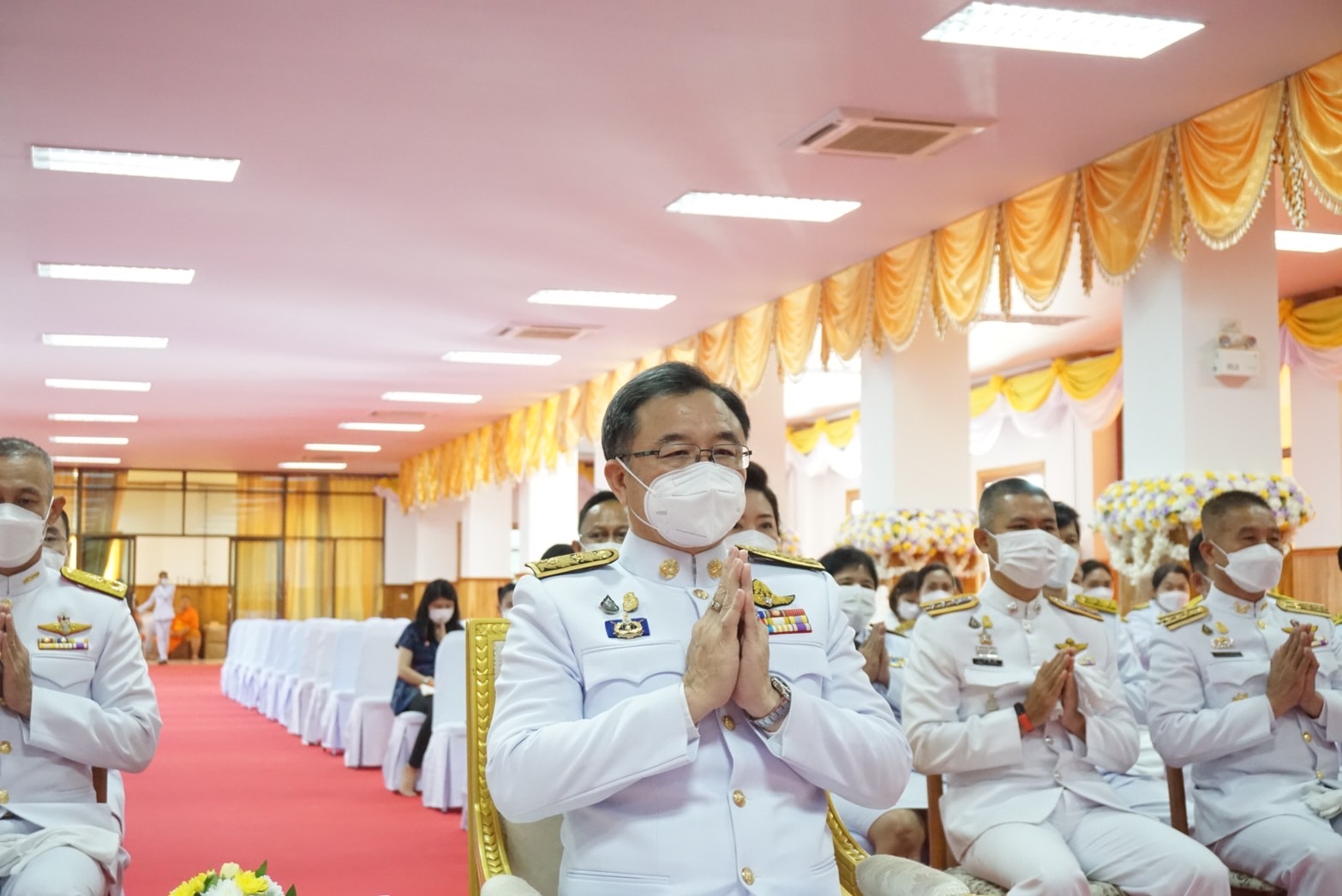 พช.ฉะเชิงเทรา ร่วมงานพิธีทอดผ้าป่าสนับสนุนโครงการทุนเล่าเรียนหลวงสำหรับพระสงฆ์ไทย ประจำปี 2565