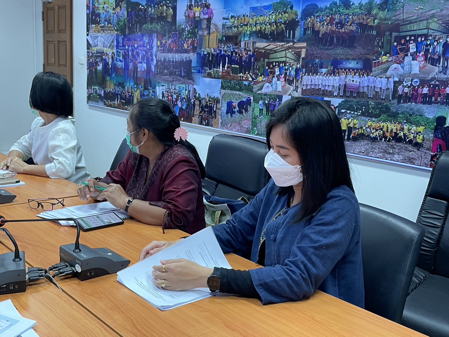 ?️??‍?ทีมนักจัดการความรู้ พช.ฉะเชิงเทรา ร่วมประชุมโครงการจัดการความรู้งานพัฒนาชุมชน ปีงบประมาณ พ.ศ.2565 กิจกรรมเพิ่มทักษะด้านการถอดบทเรียน