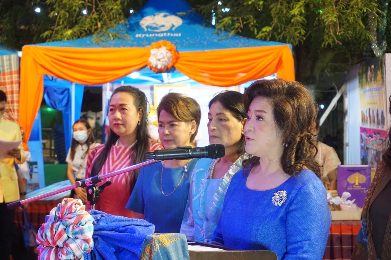 ?️??‍?พช.ฉะเชิงเทราจัดกิจกรรมของชมรมแม่บ้านมหาดไทย ในงานนมัสการหลวงพ่อโสธร และงานประจำปีจังหวัดฉะเชิงเทรา ปี 2565