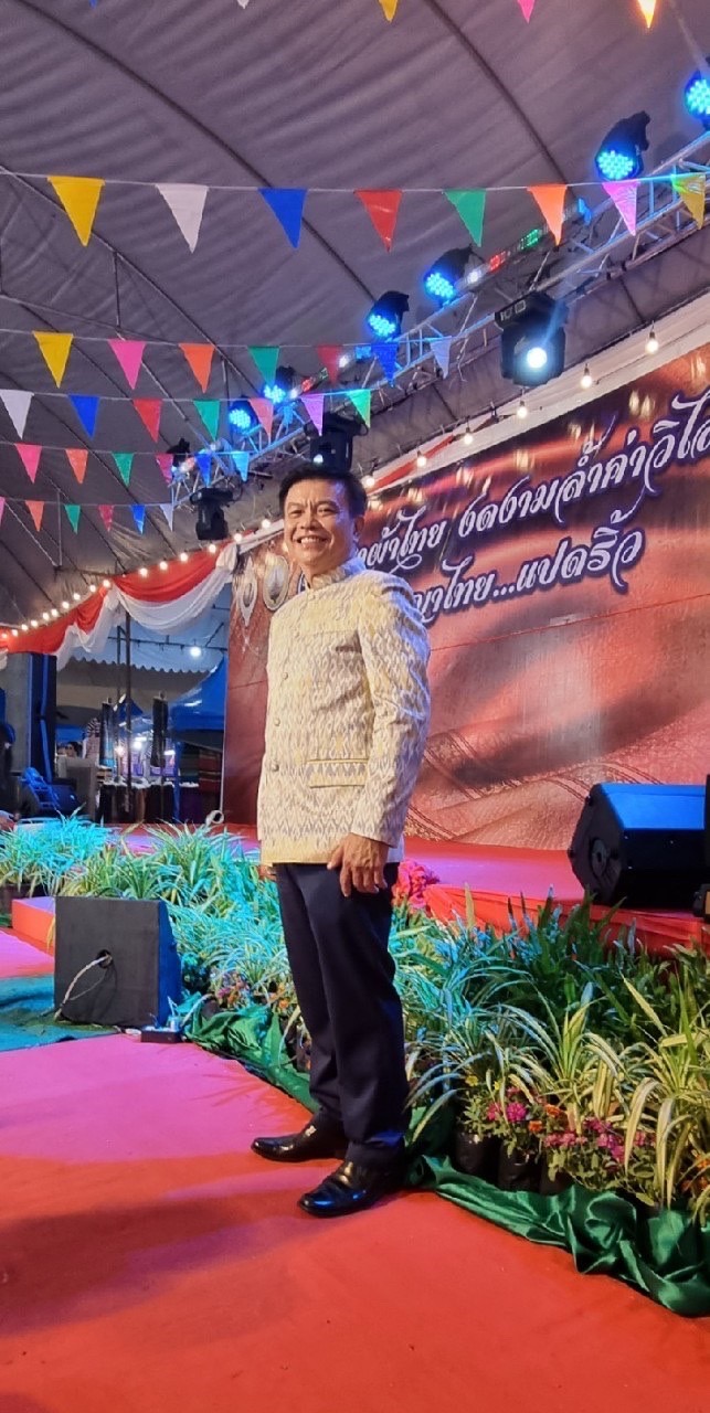 ?️??‍?พช.ฉะเชิงเทราร่วมกิจกรรมเดินแบบผ้าไทยการกุศล และจัดกิจกรรมการประดิษฐ์ผีเสื้อจากผ้าไทย (ผีเสื้อแห่งความจงรักภักดี) ภายในบูธชมรมแม่บ้านมหาดไทยในงานนมัสการหลวงพ่อโสธร และงานประจำปีจังหวัดฉะเชิงเทรา ปี 2565