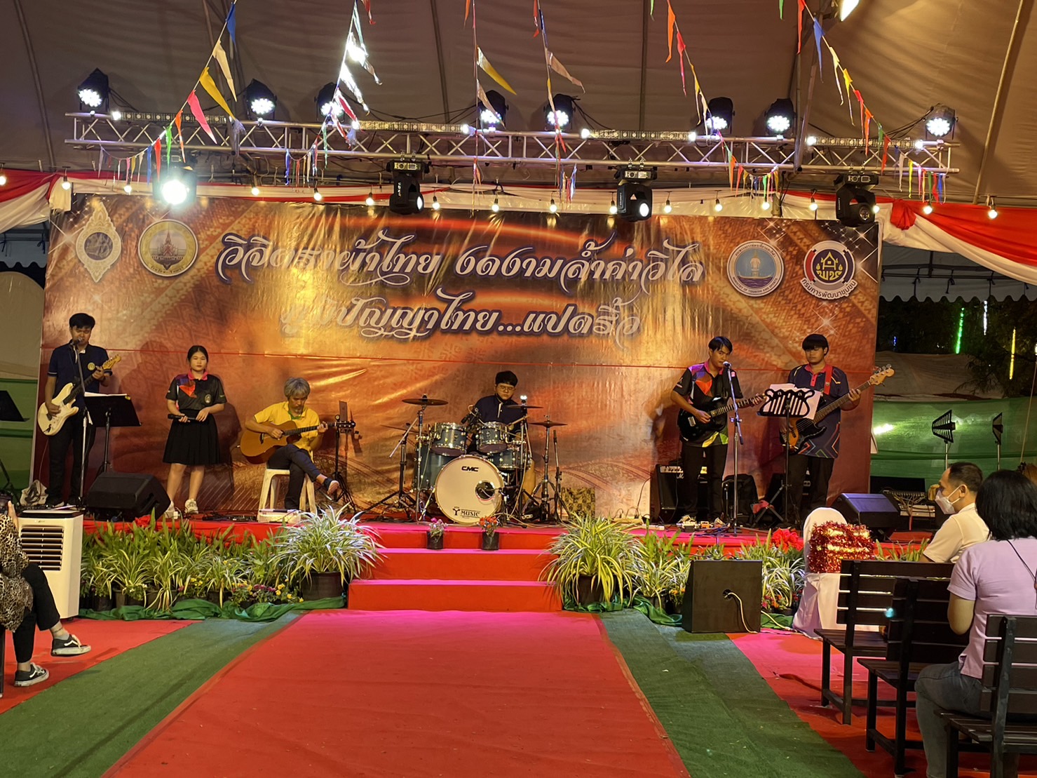 พช.ฉะเชิงเทราร่วมดูแลการจัดกิจกรรมภายในบูธชมรมแม่บ้านมหาดไทยในงานนมัสการหลวงพ่อโสธร และงานประจำปีจังหวัดฉะเชิงเทรา ปี 2565