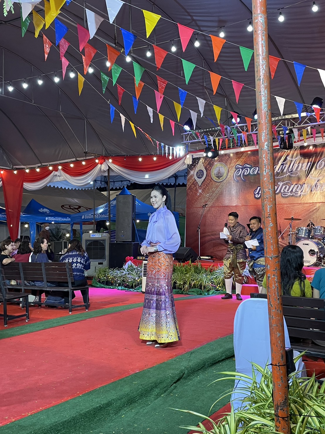 พช.ฉะเชิงเทราร่วมดูแลการจัดกิจกรรมภายในบูธชมรมแม่บ้านมหาดไทยในงานนมัสการหลวงพ่อโสธร และงานประจำปีจังหวัดฉะเชิงเทรา ปี 2565