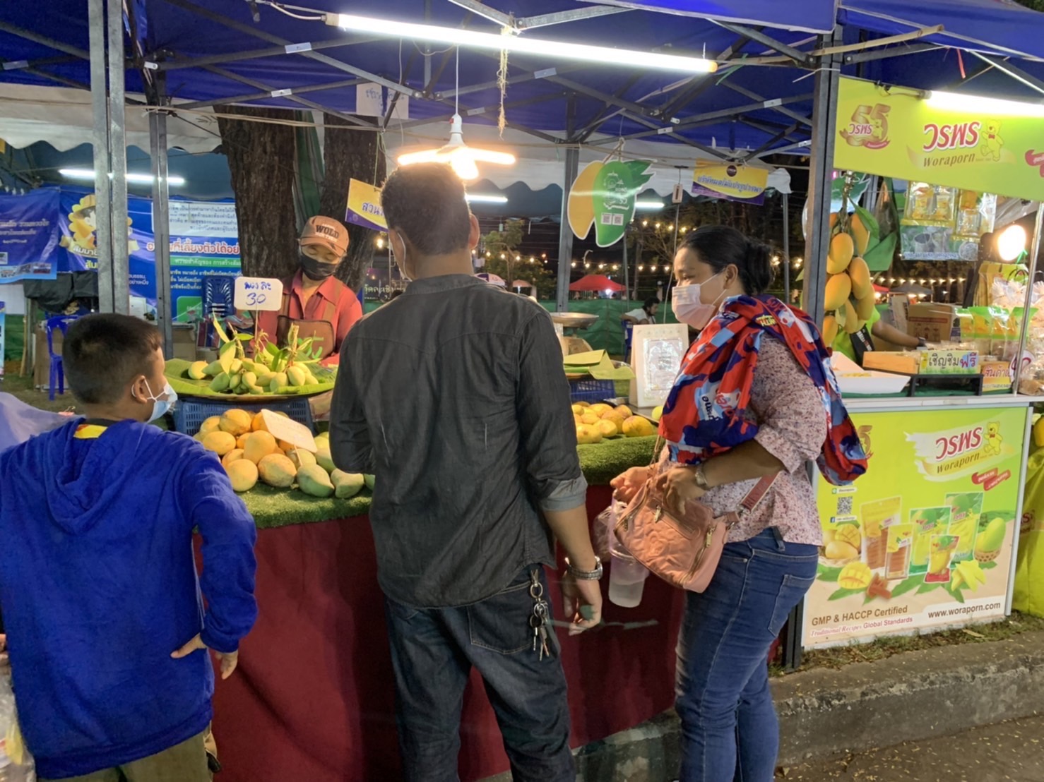 ?️??‍?พช.ฉะเชิงเทราจัดนิทรรศการและการจำหน่ายสินค้า OTOP ในงานนมัสการหลวงพ่อโสธร และงานประจำปีจังหวัดฉะเชิงเทรา ปี 2565