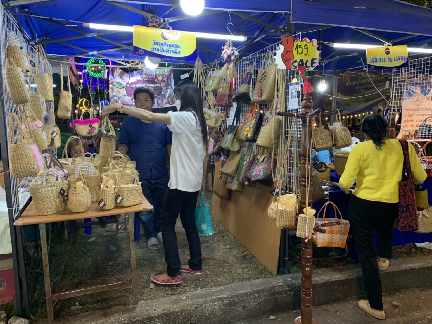 ?️??‍?พช.ฉะเชิงเทราจัดนิทรรศการและการจำหน่ายสินค้า OTOP ในงานนมัสการหลวงพ่อโสธร และงานประจำปีจังหวัดฉะเชิงเทรา ปี 2565