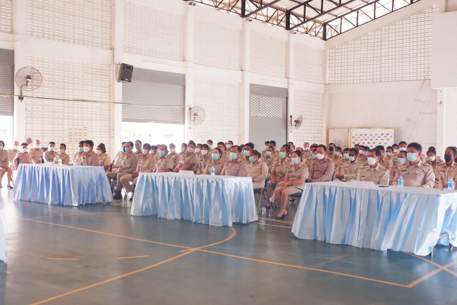 ?️??‍?พช.ฉะเชิงเทราร่วมประชุมมอบนโยบายของผู้ว่าราชการจังหวัดฉะเชิงเทราให้แก่กำนัน ผู้ใหญ่บ้าน
