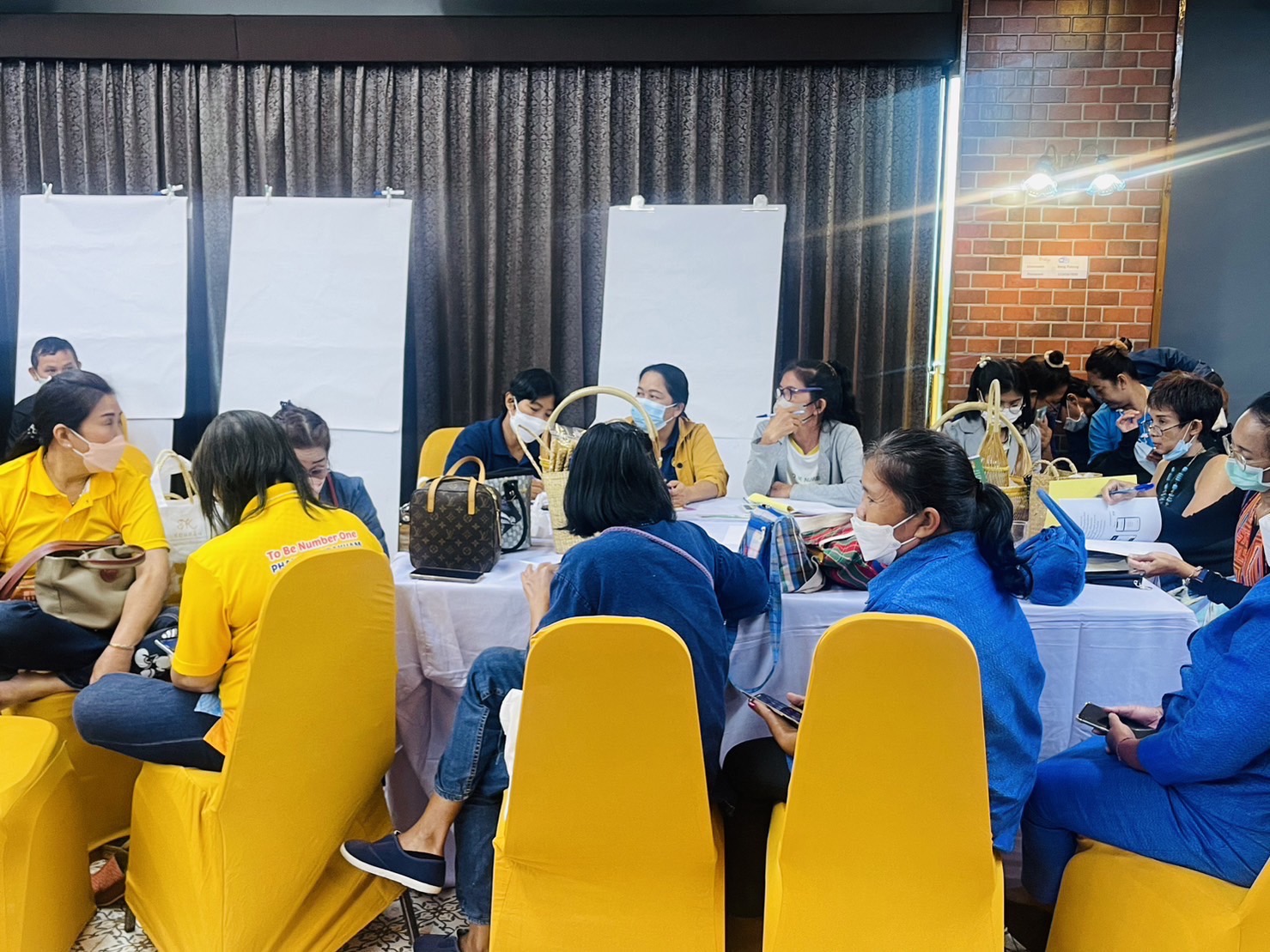 ?️??‍?พช.ฉะเชิงเทรา จัดโครงการพัฒนาศักยภาพผู้ประกอบการสู่ยุค 4.0