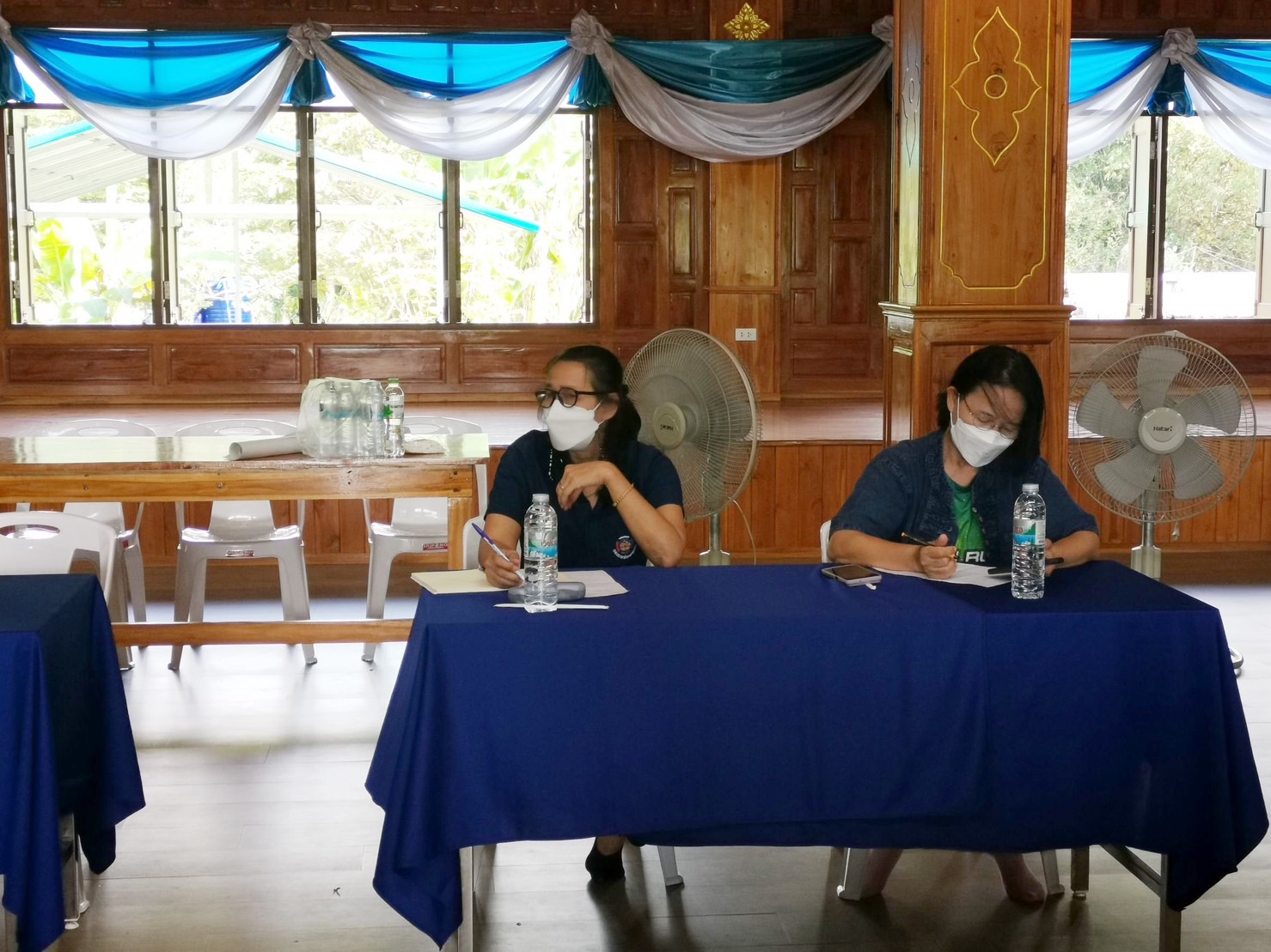 ?️??‍?หัวหน้าผู้ตรวจราชการกรมการพัฒนาชุมชน ร่วมกับพช.ฉะเชิงเทราประชุมเตรียมความพร้อมการจัดกิจกรรม วันดินโลก (World Soil Day) บำรุงป่า รักษาผืนดิน  เทิดพระเกียรติ องค์ภูมิพลฯ