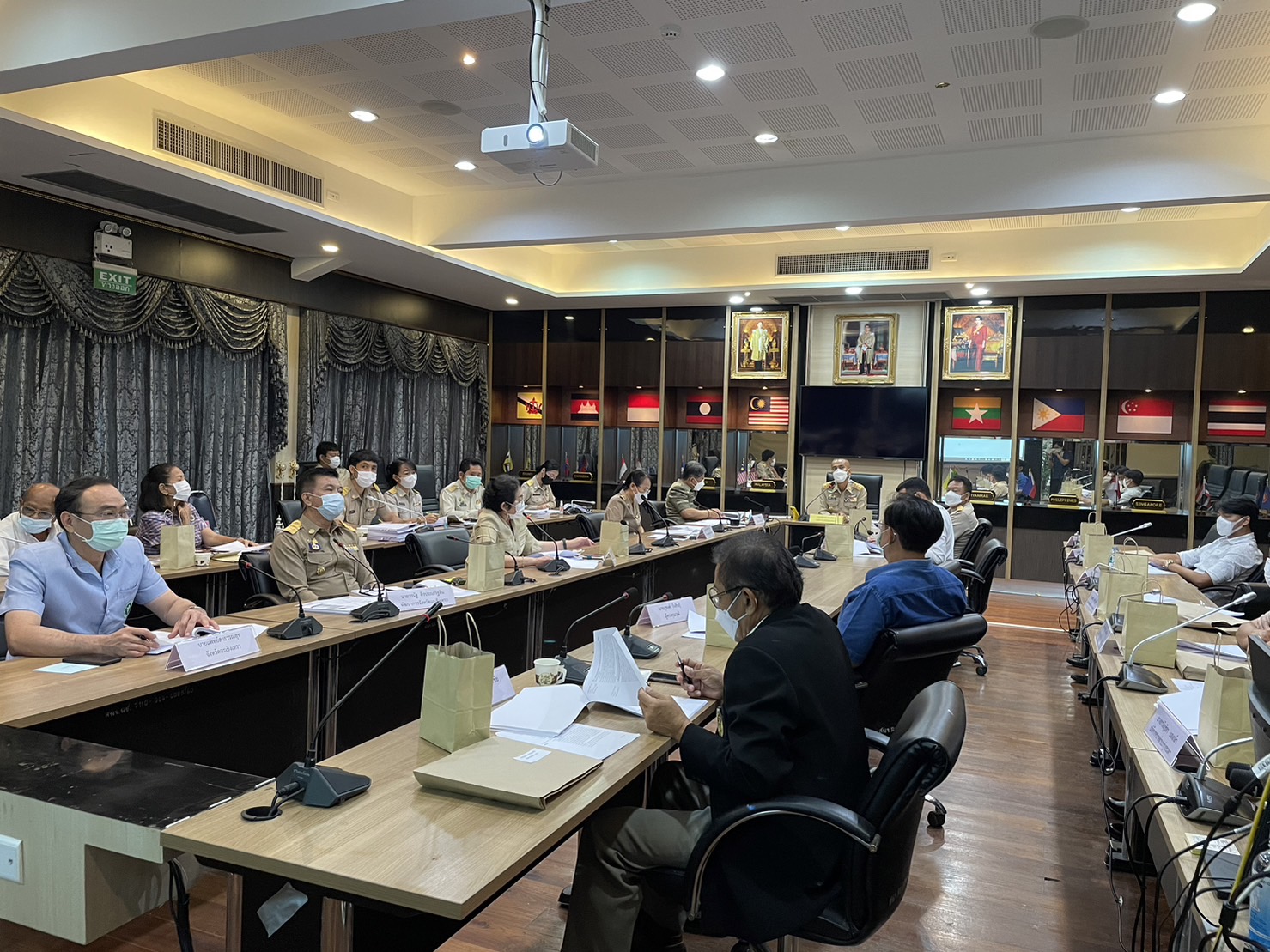?️??‍? พช.ฉะเชิงเทรา ร่วมประชุมคณะกรรมการพนักงานเทศบาลจังหวัดฉะเชิงเทรา (ก.ท.จ.) ครั้งที่ 12/2565