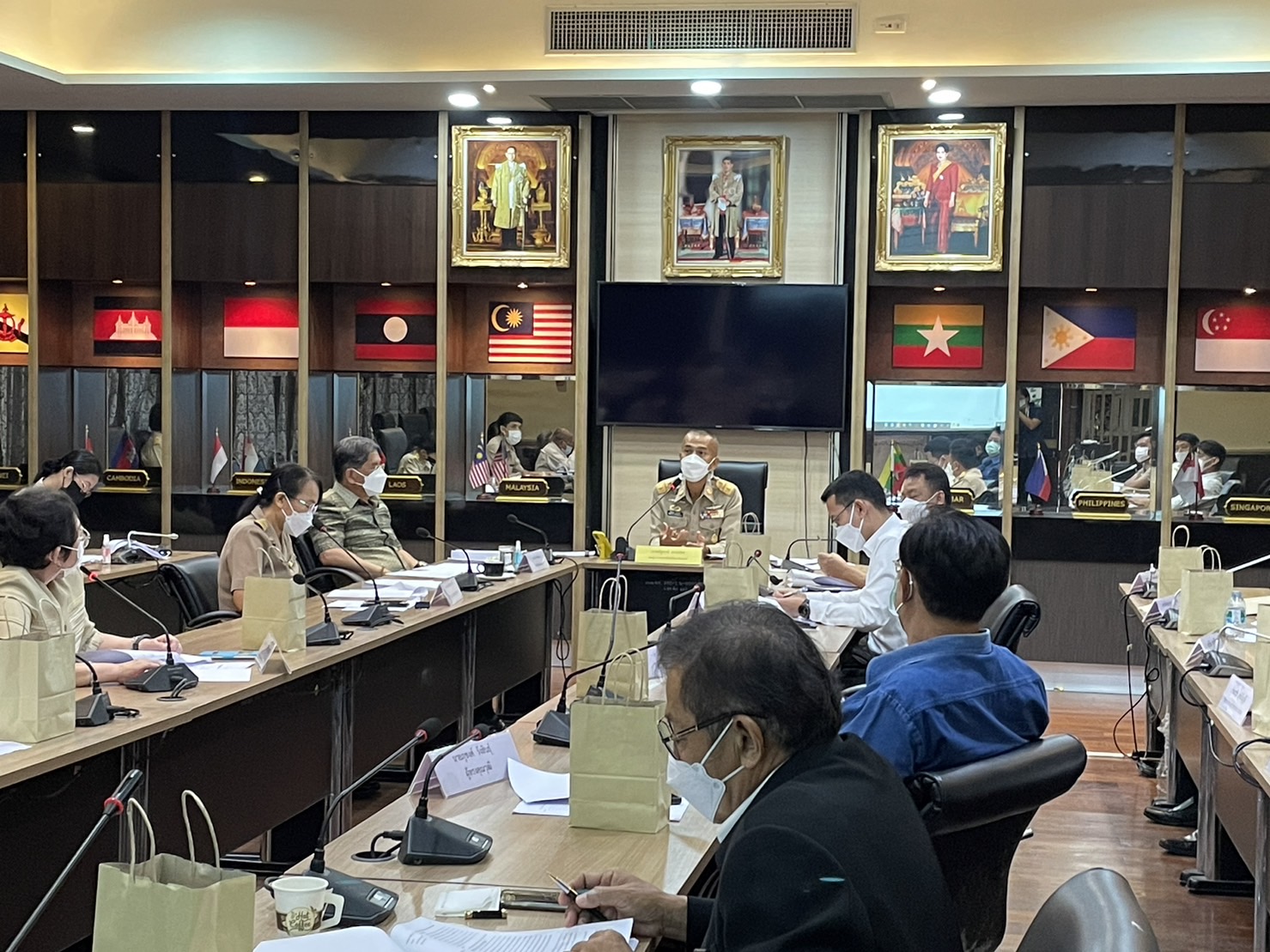 ?️??‍? พช.ฉะเชิงเทรา ร่วมประชุมคณะกรรมการพนักงานเทศบาลจังหวัดฉะเชิงเทรา (ก.ท.จ.) ครั้งที่ 12/2565