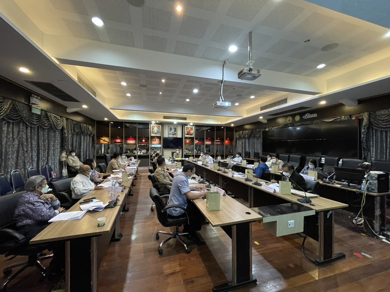 ?️??‍? พช.ฉะเชิงเทรา ร่วมประชุมคณะกรรมการพนักงานเทศบาลจังหวัดฉะเชิงเทรา (ก.ท.จ.) ครั้งที่ 12/2565