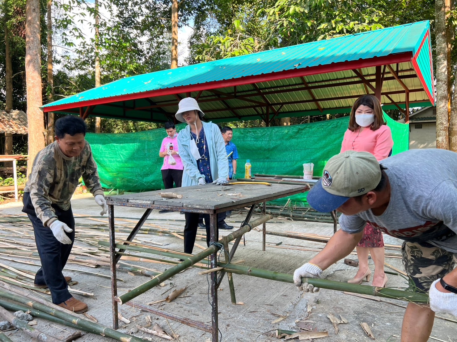 ?️??‍?ผู้ตรวจราชการกรมการพัฒนาชุมชน ร่วมกับพช.ฉะเชิงเทราประชุมเตรียมความพร้อมการจัดกิจกรรม วันดินโลก (World Soil Day) บำรุงป่า รักษาผืนดิน  เทิดพระเกียรติ องค์ภูมิพลฯ