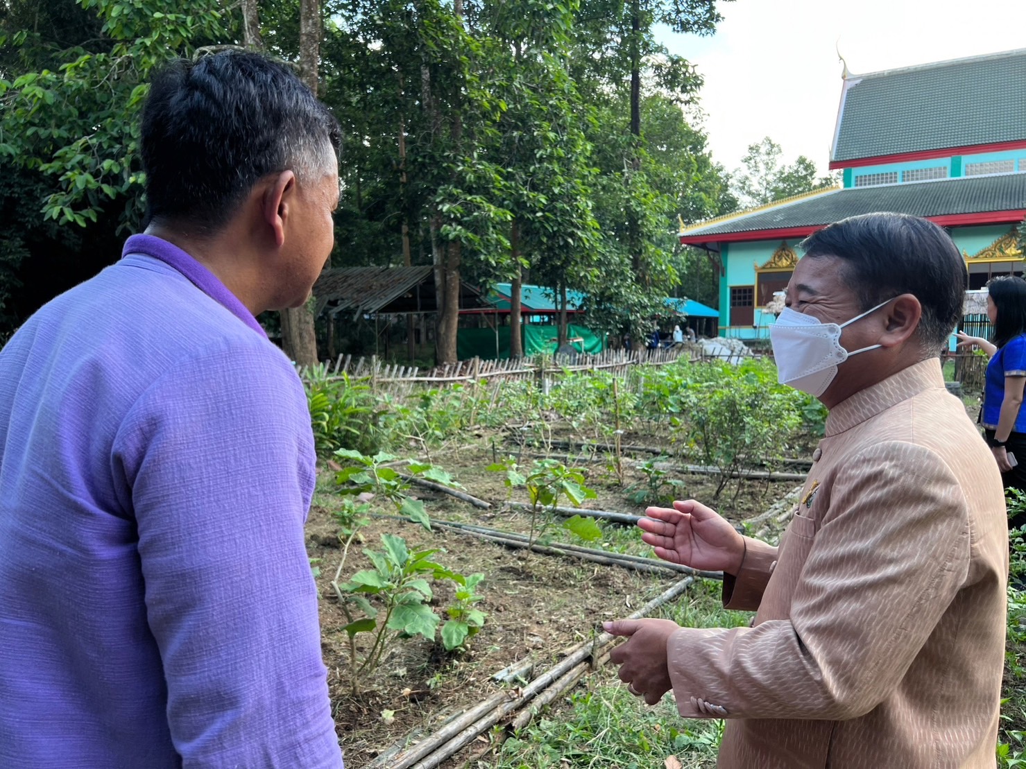 ?️??‍?ผู้ตรวจราชการกรมการพัฒนาชุมชน ร่วมกับพช.ฉะเชิงเทราประชุมเตรียมความพร้อมการจัดกิจกรรม วันดินโลก (World Soil Day) บำรุงป่า รักษาผืนดิน  เทิดพระเกียรติ องค์ภูมิพลฯ